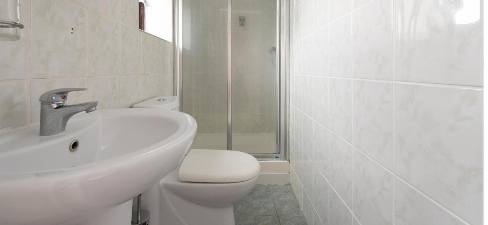 Spacious 6 Bed House 10 Beds In Blackheath Appartement Londen