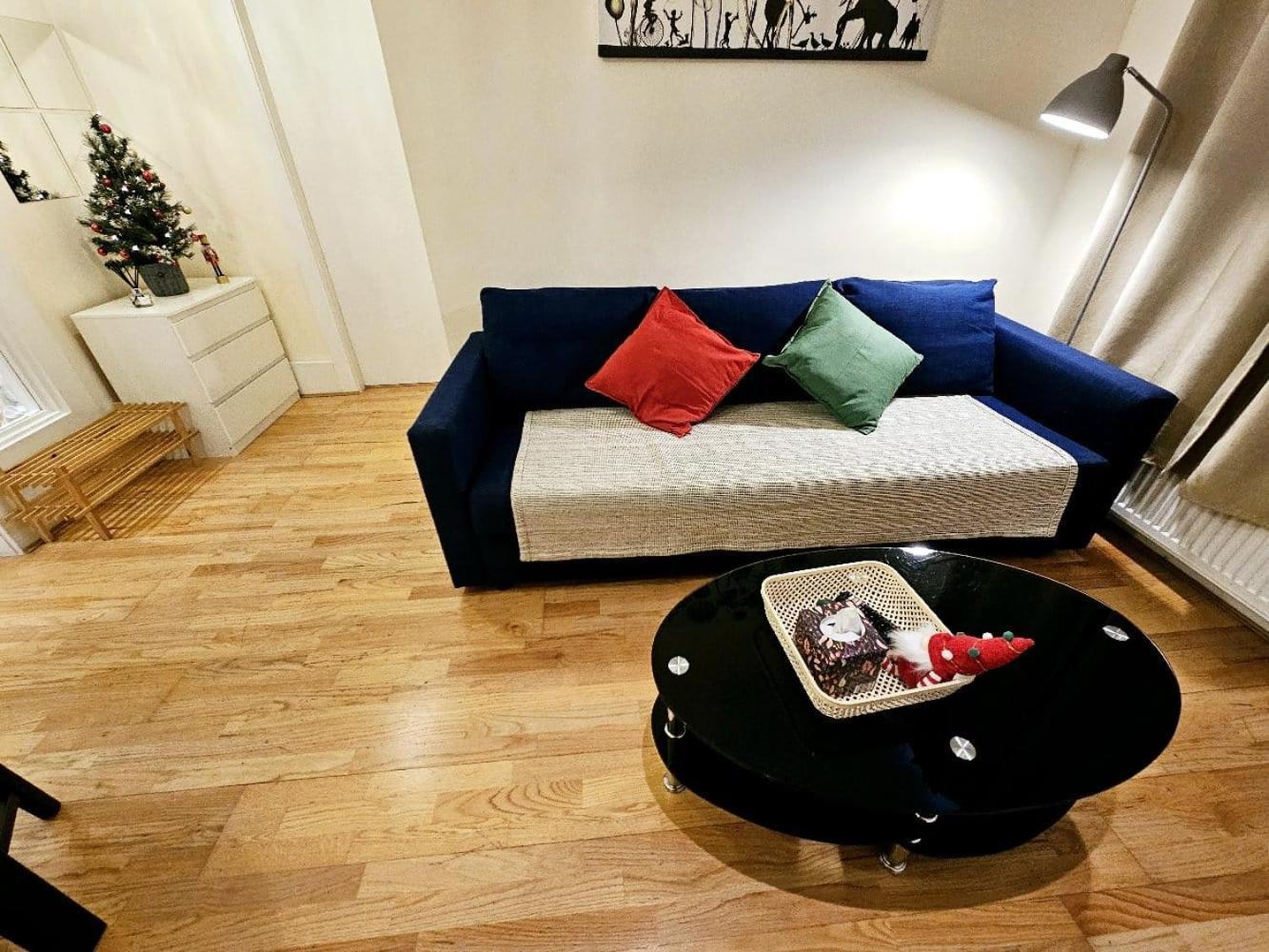 Airy&cosy 1bed Flat For 4people, Close To * London
