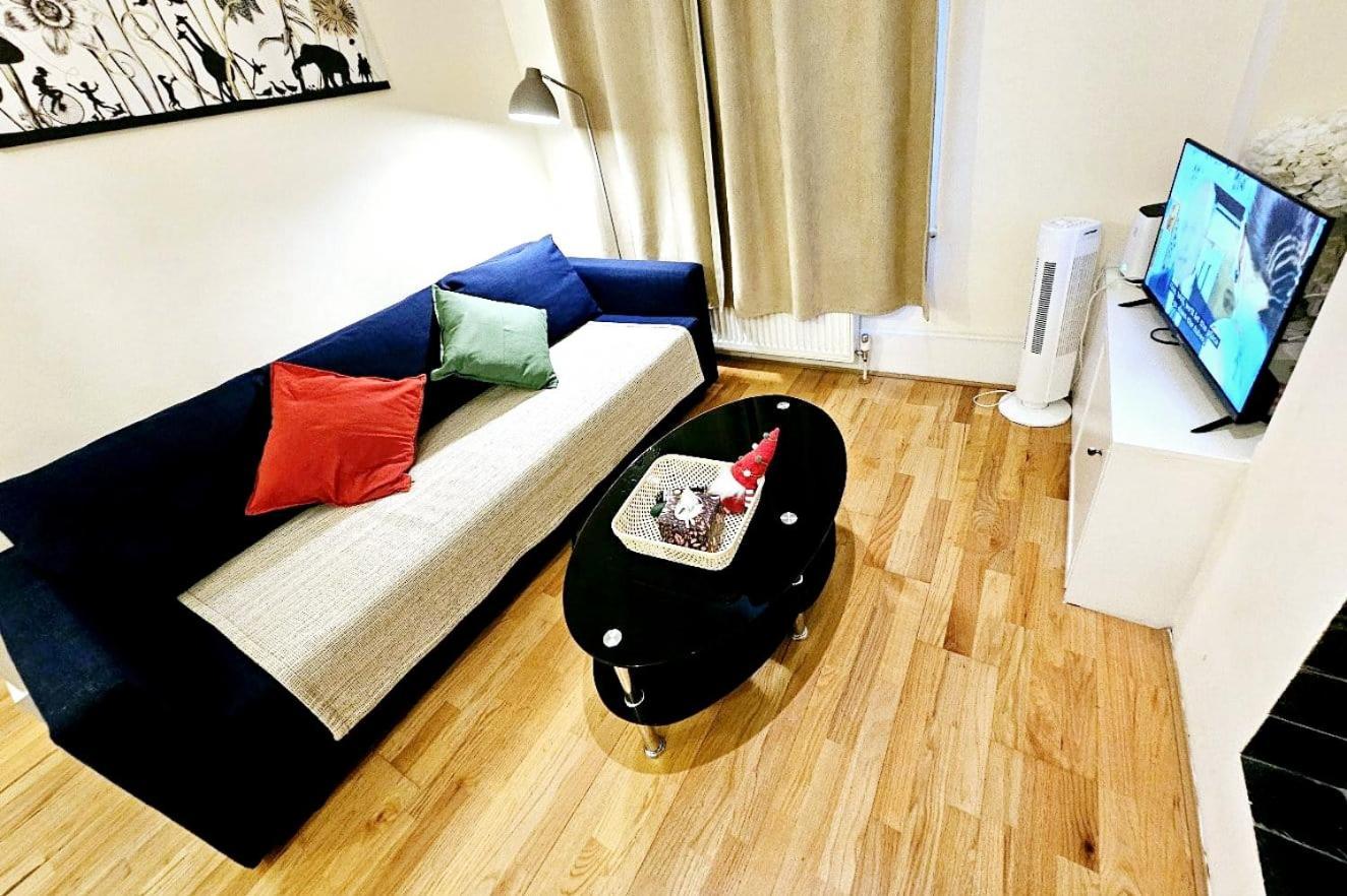 Apartment Airy&cosy 1bed Flat For 4people, Close To *