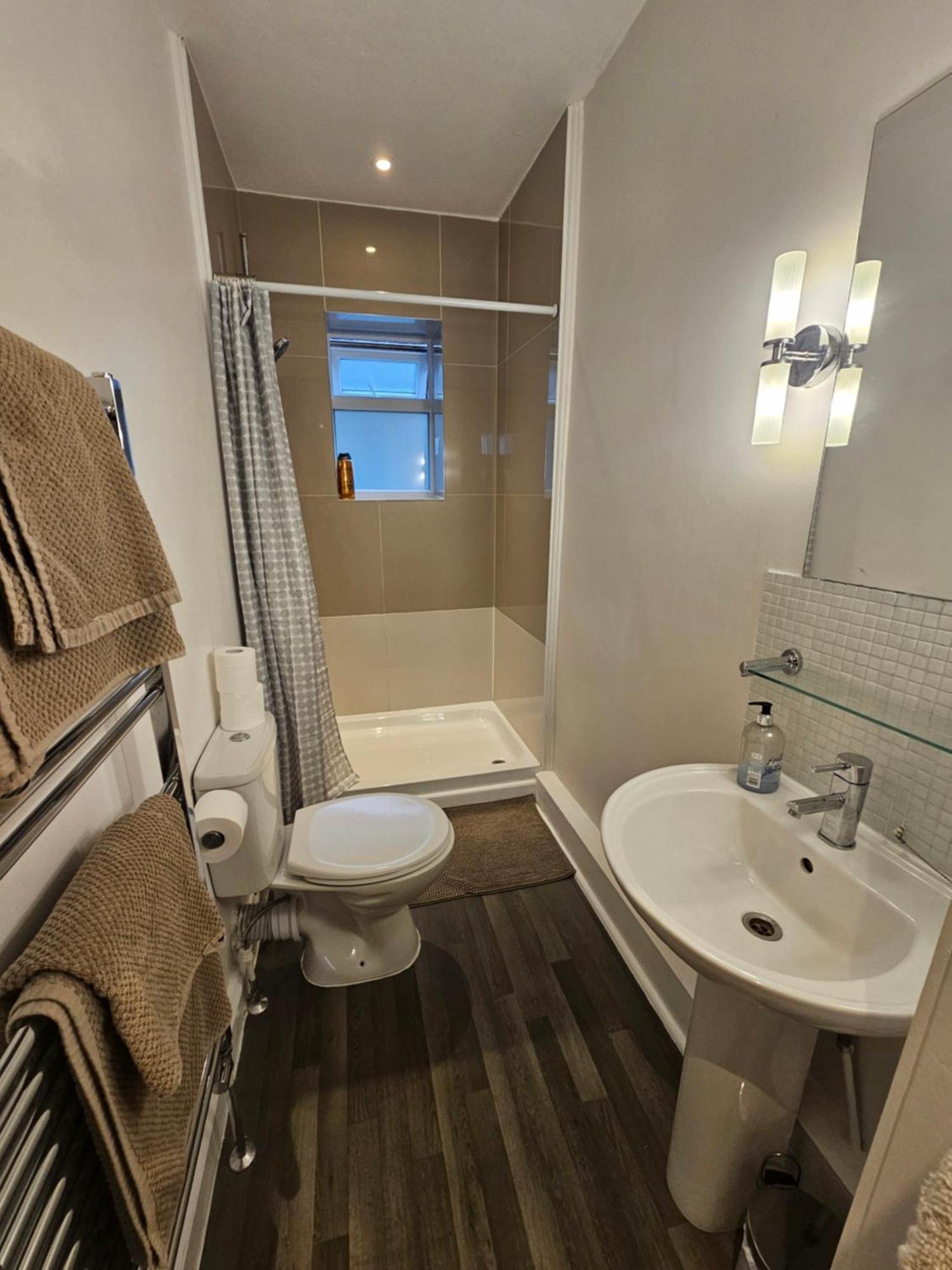 Apartment Airy&cosy 1bed Flat For 4people, Close To London