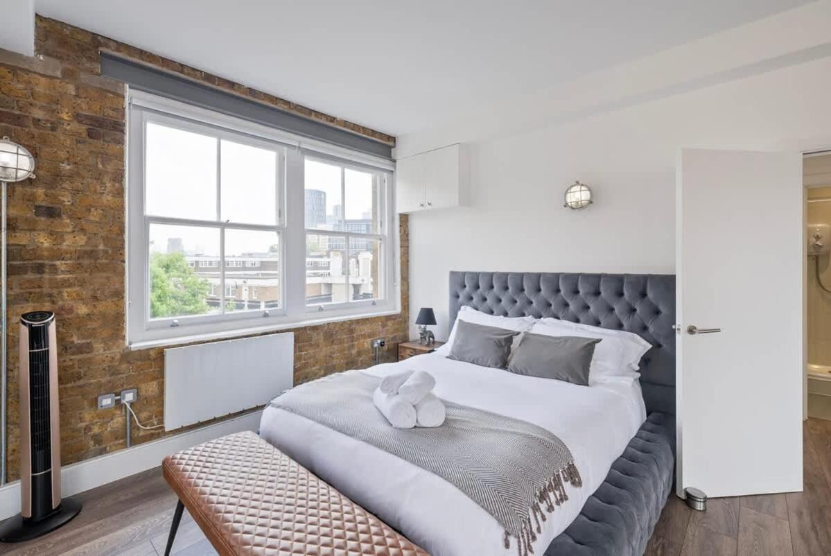 Large 1 Bedroom In Old St *