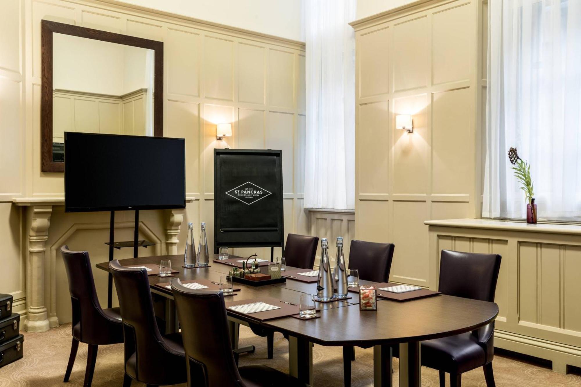 St. Pancras Renaissance Hotel 5*
