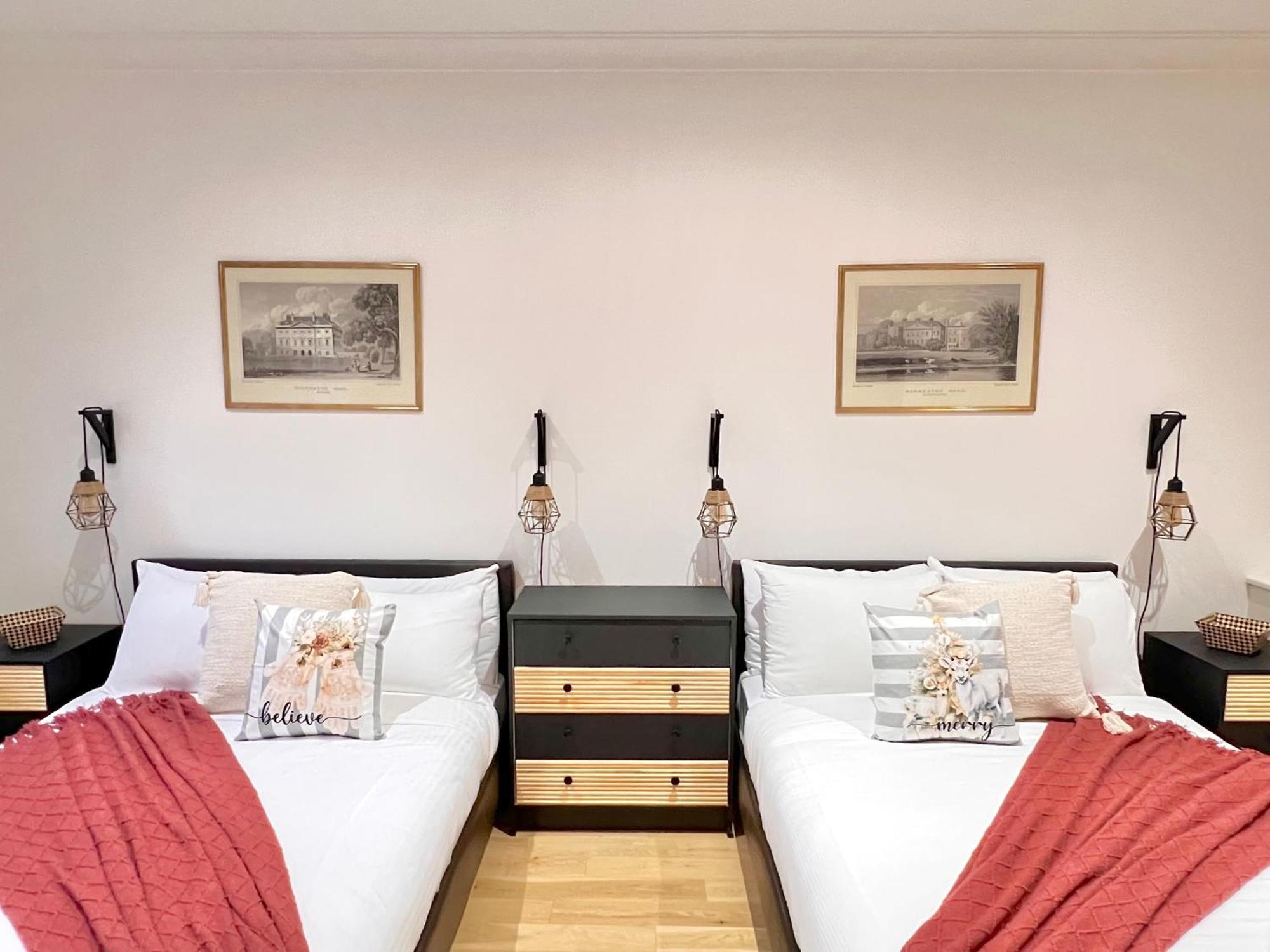 Spacious Quiet 4bedrooms 6beds House With Private Garage 5min Walk To Paddington Station Feriehus *
