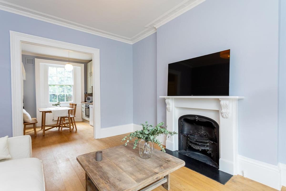 Two Bed Notting Hill Gem *
