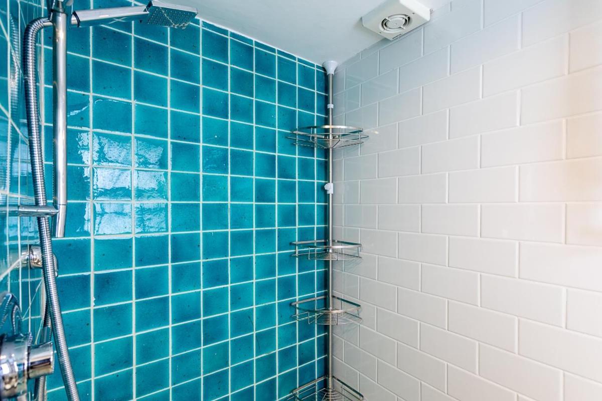 Two Bed Notting Hill Gem Apartment *