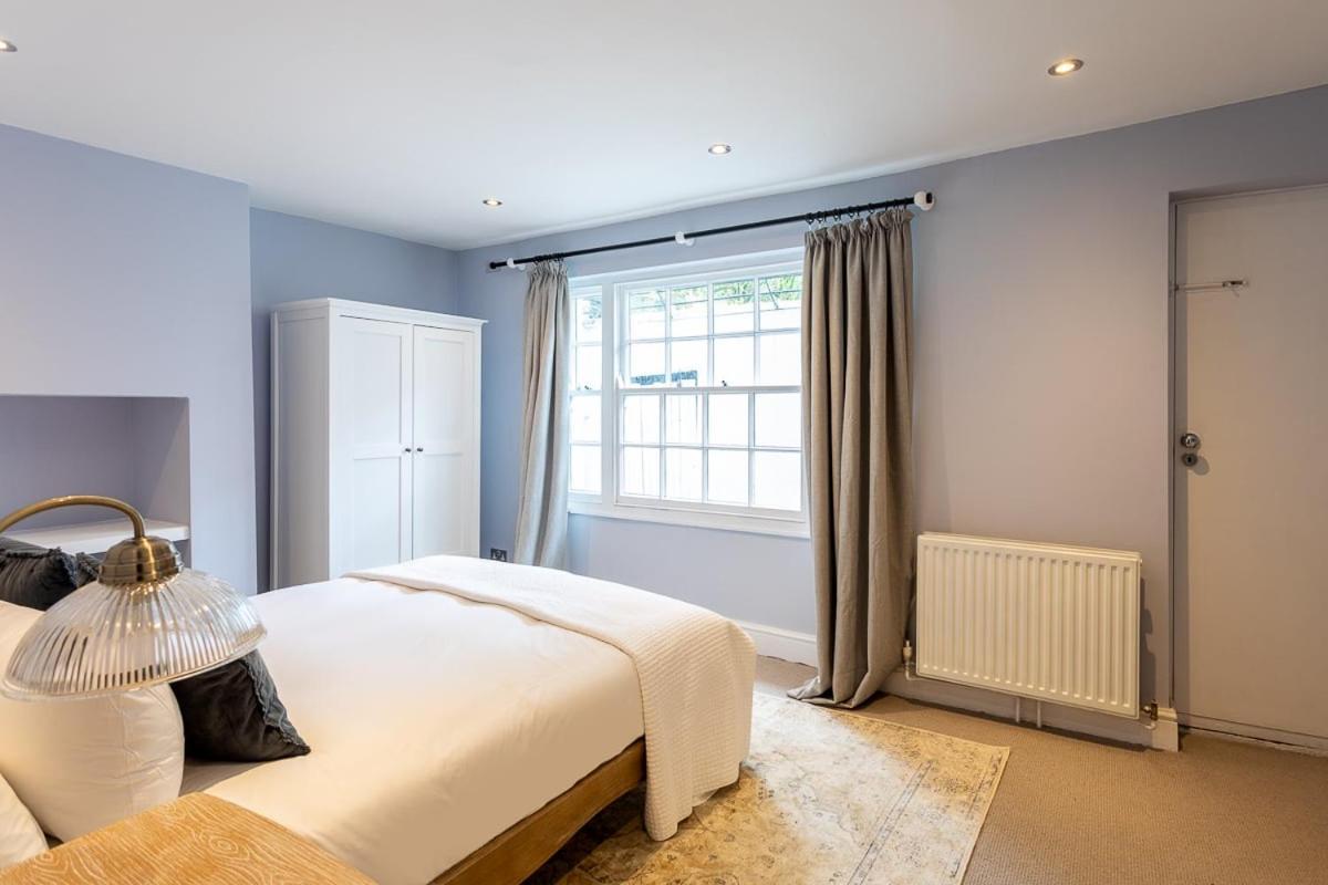 Two Bed Notting Hill Gem Apartment *