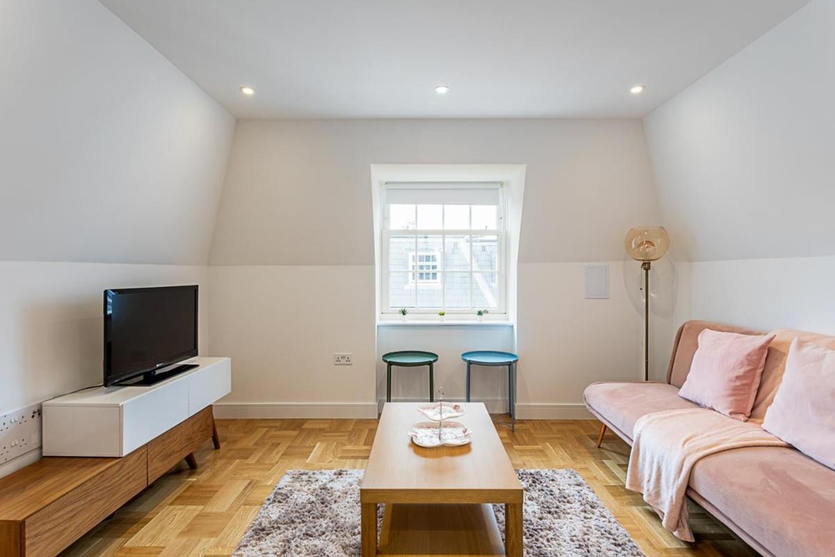 Modern And Stylish In West Kensington Londres
