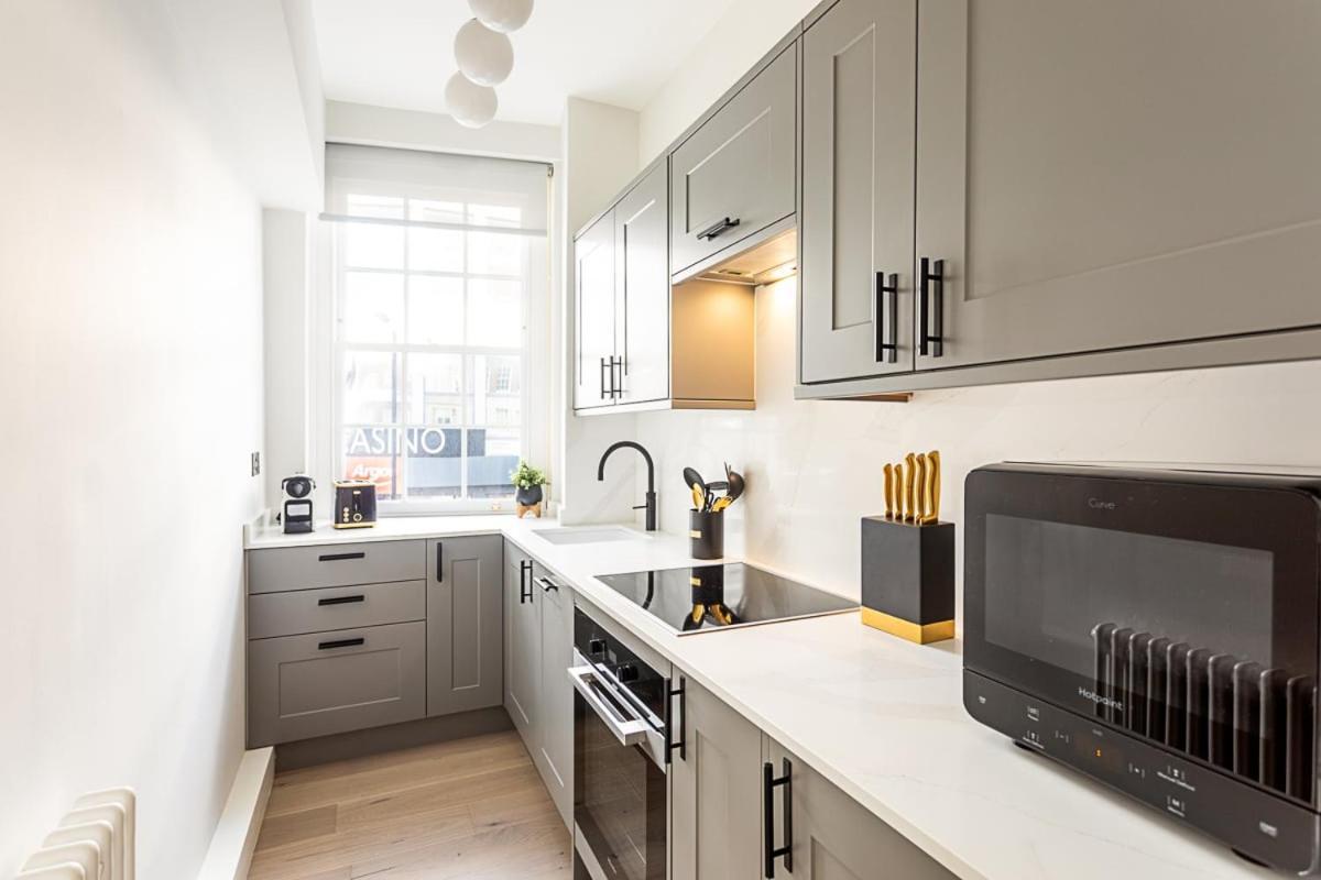Modern Edgware Leilighet *