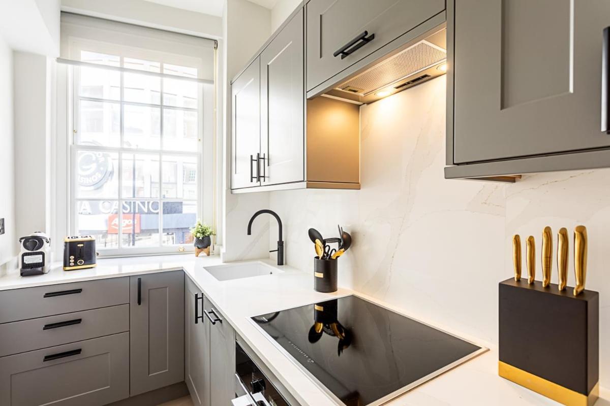 Modern Edgware Leilighet *