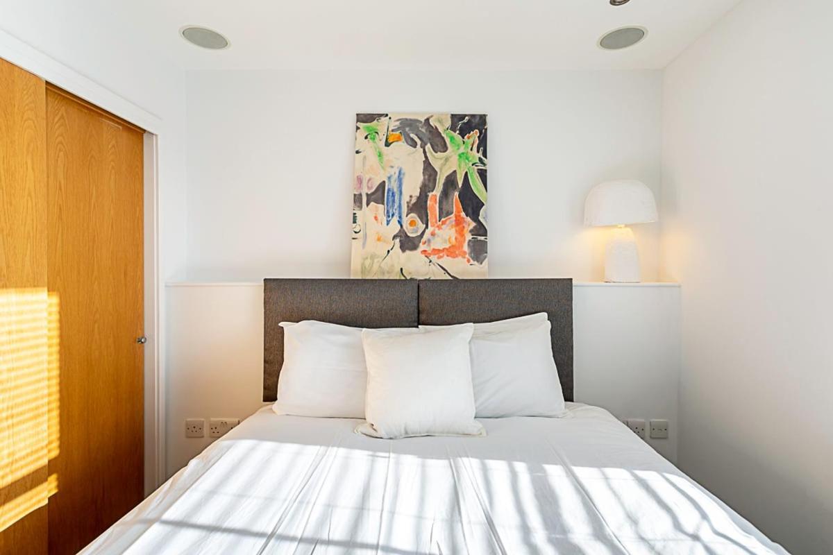 Elegant 3 Bed In Earl's Court London