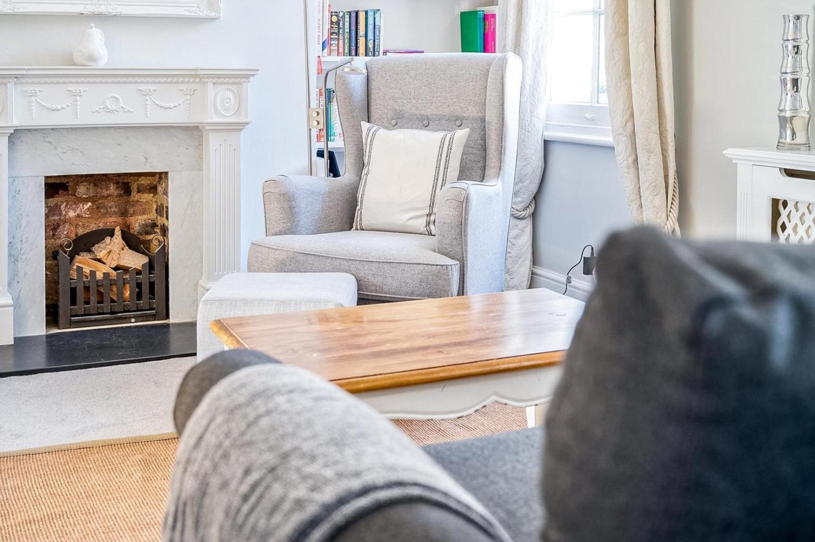 Appartement Cozy And Spacious Kensington Maisonette Londen
