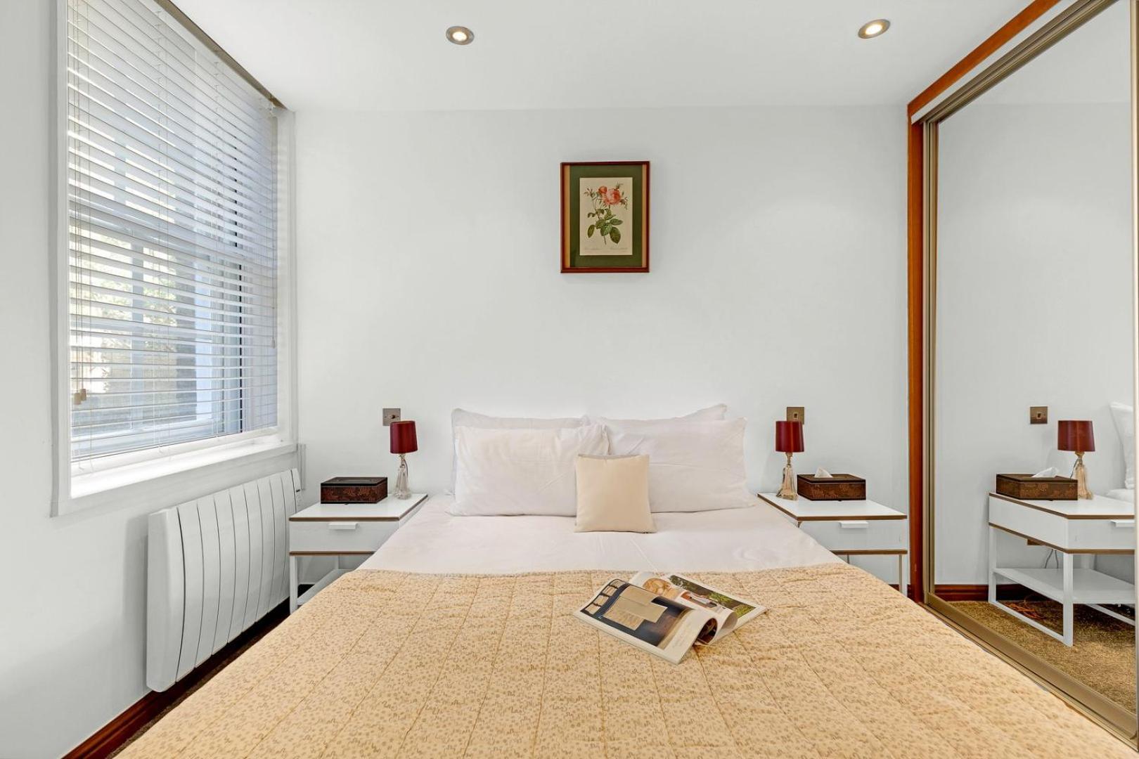 Lovely 1 Bed With Garden Apartamento