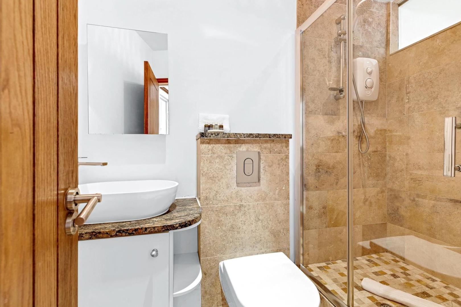 Lovely 1 Bed With Garden Apartamento *
