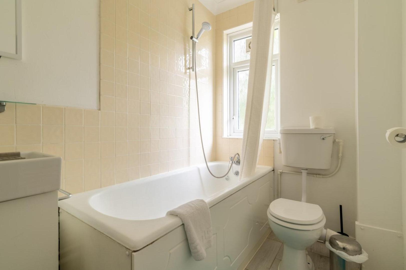 Apartment Charming One Bed Abode In East Putney London