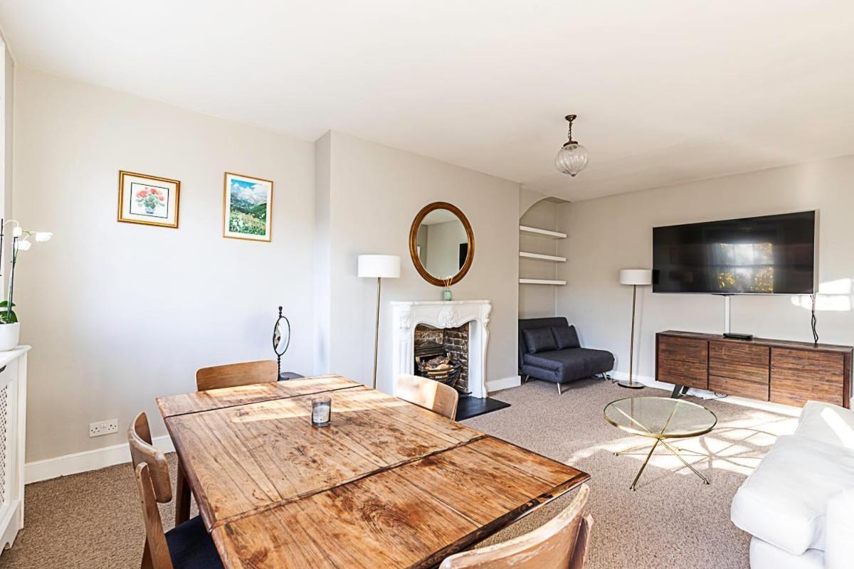 Beautiful One-bedroom In Notting Hill London