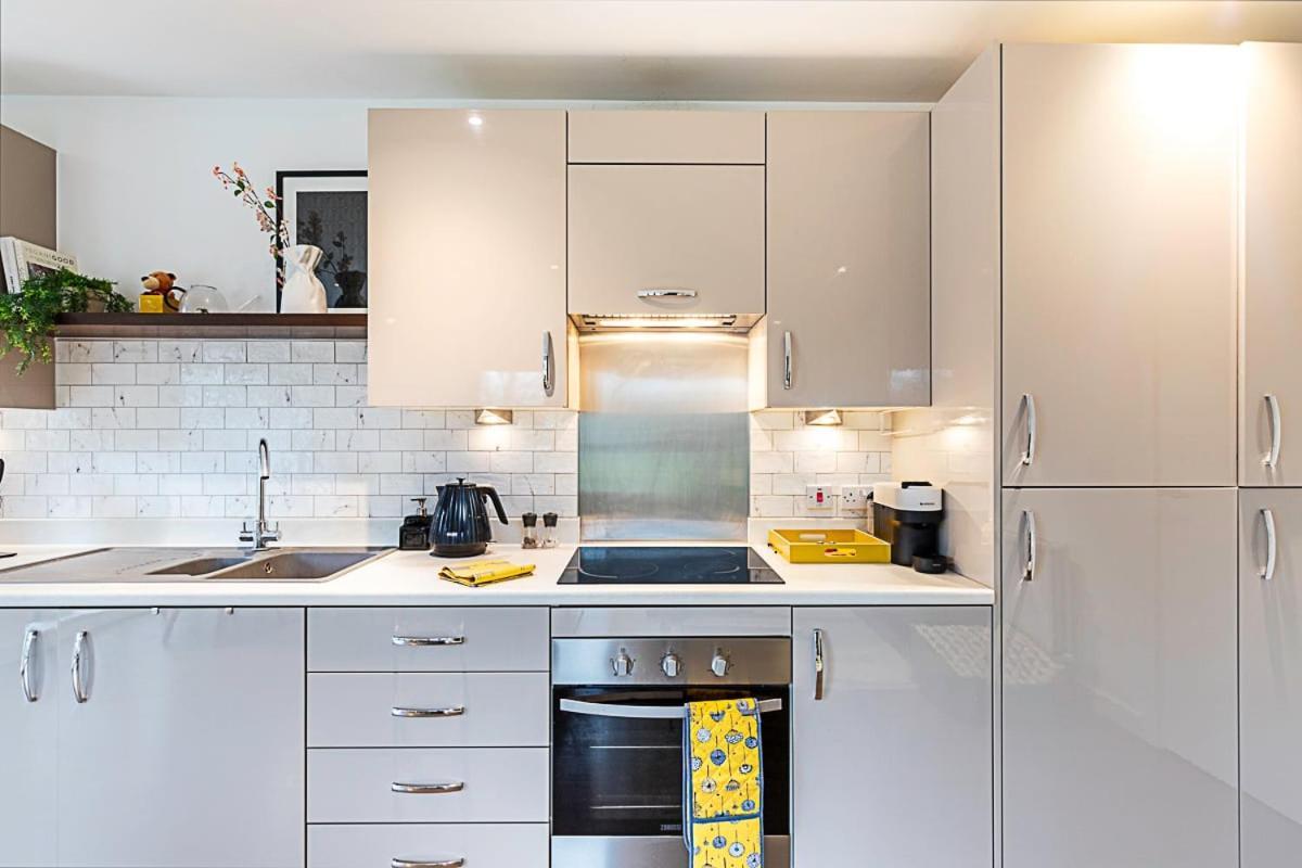 Spacious And Trendy Shoreditch Flat *