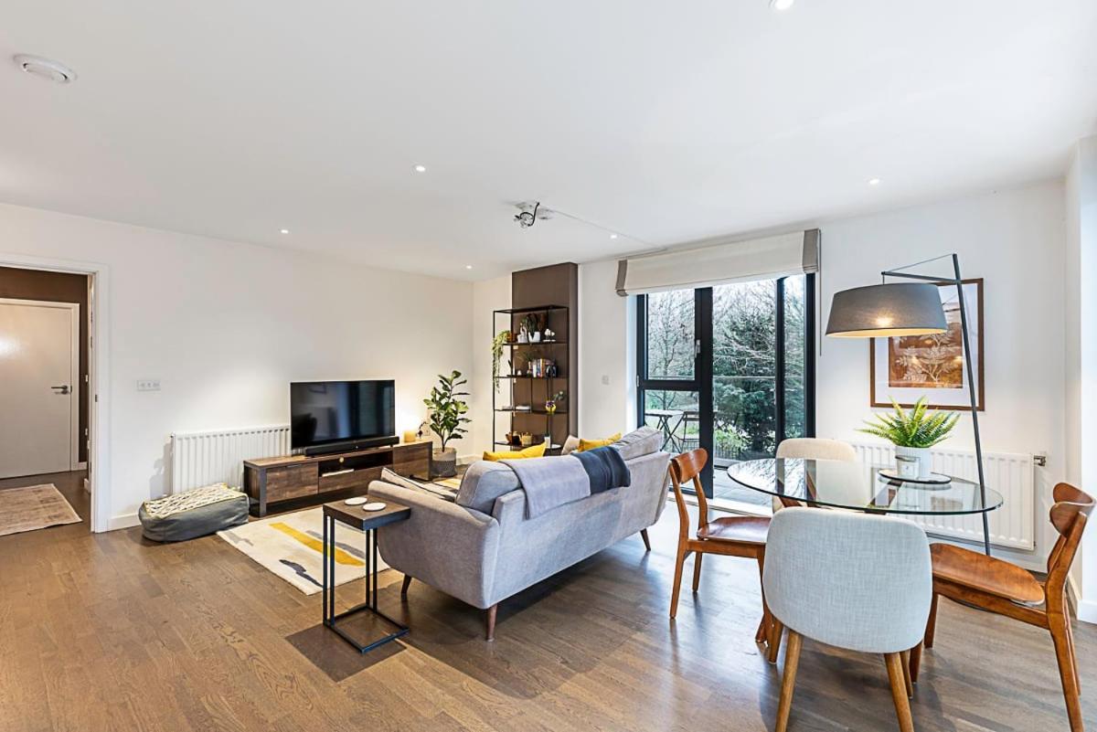 Spacious And Trendy Shoreditch Flat *