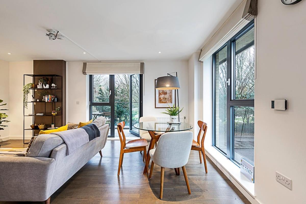 Spacious And Trendy Shoreditch Flat London