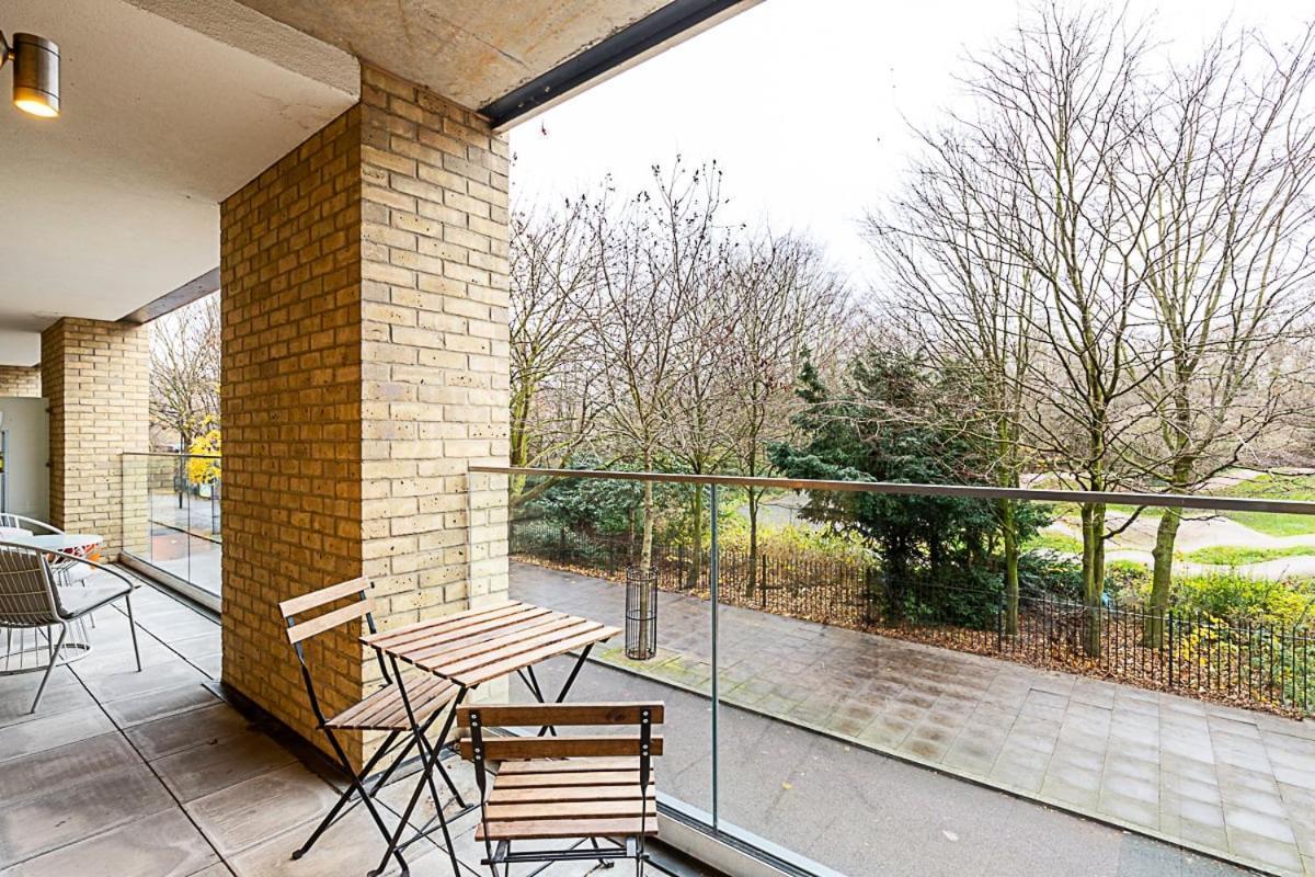 Spacious And Trendy Shoreditch Flat London