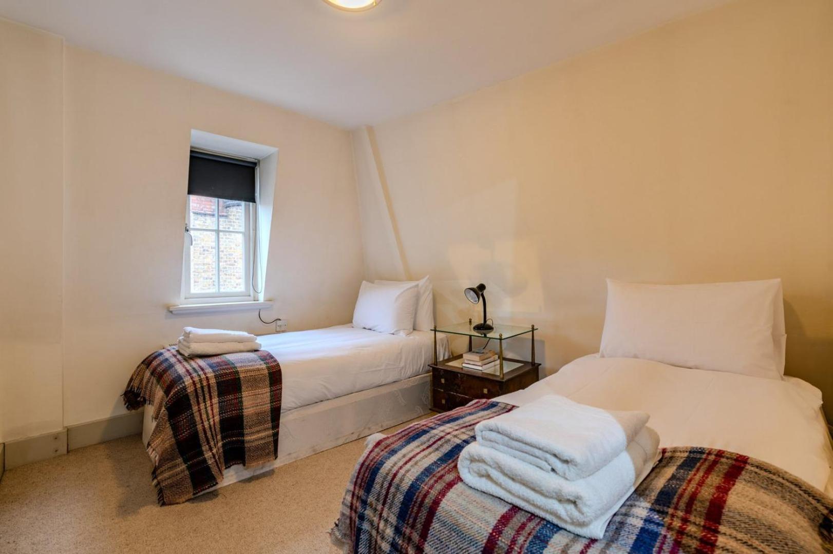 Beautiful Three Bedroom House In West Holiday home *