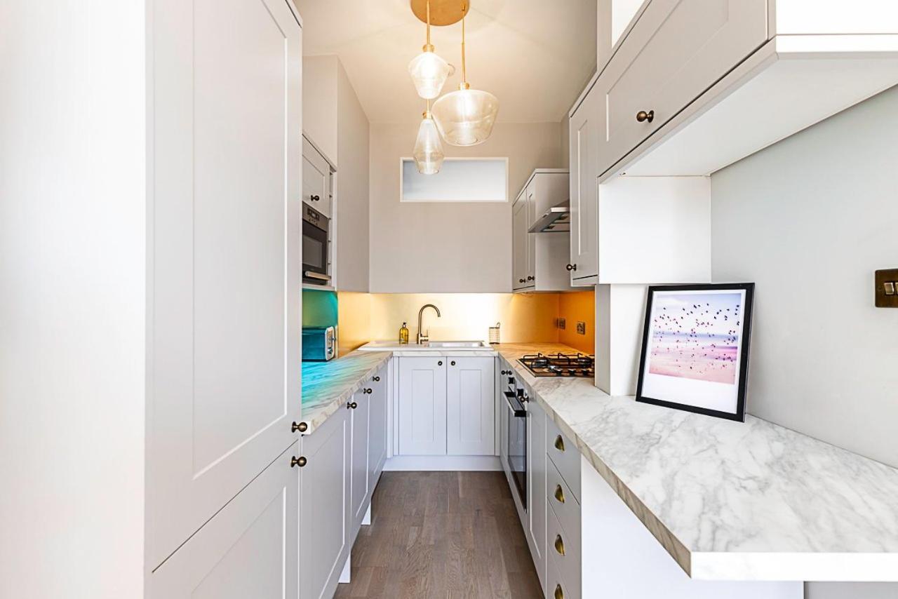 Lovely Bishops Park Flat
