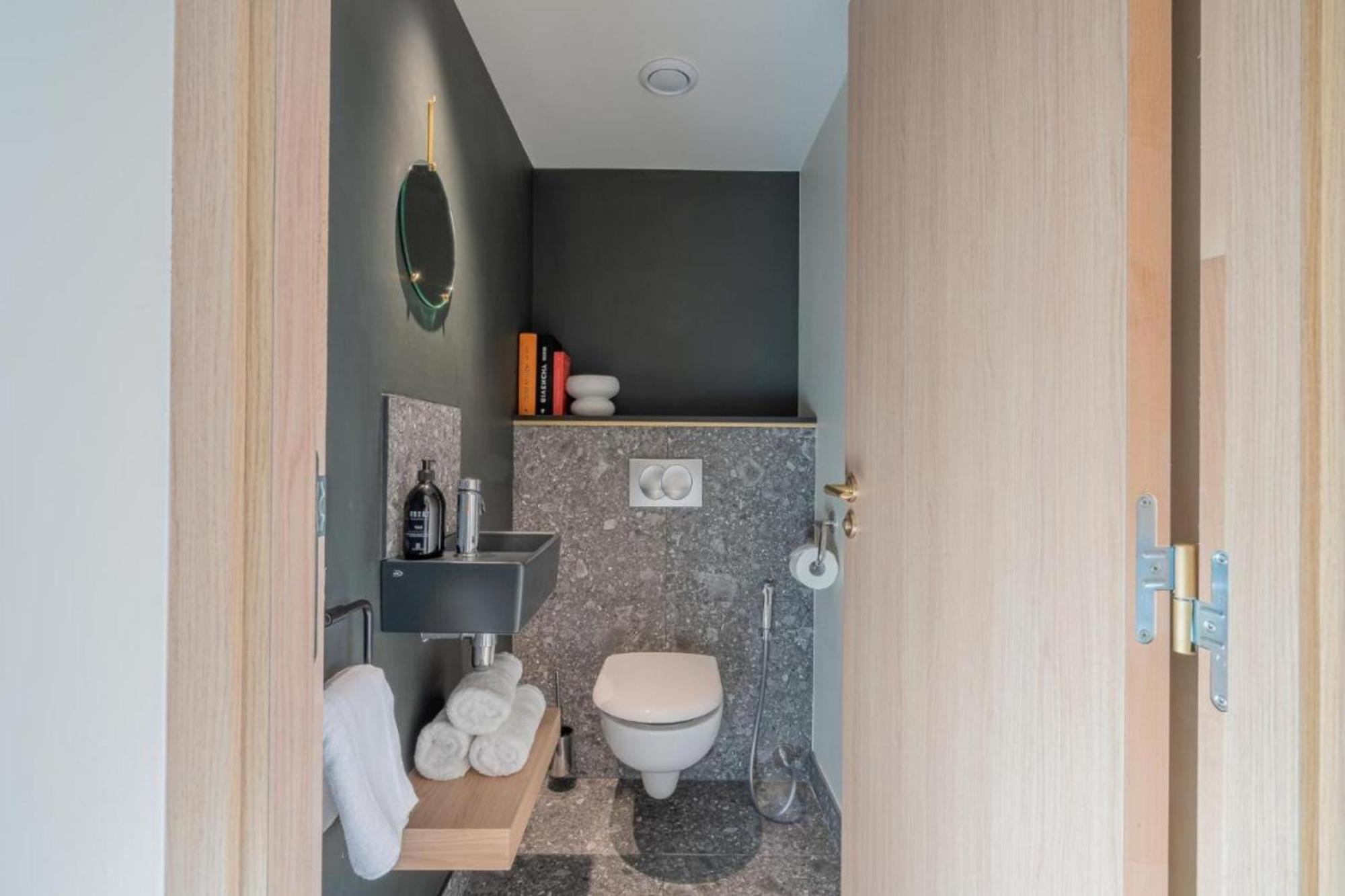 Whitecross Westfield Shopping Centre Apartment London