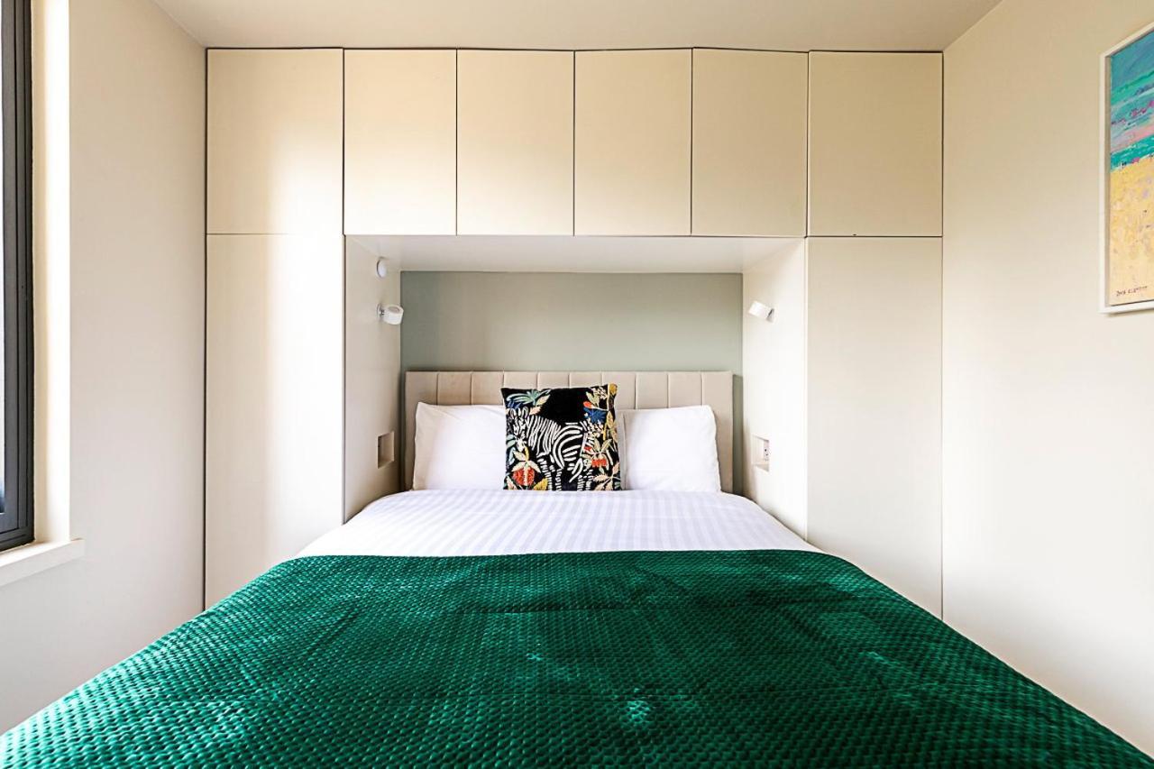 A Stylish Haven Near Portobello Road Apartment