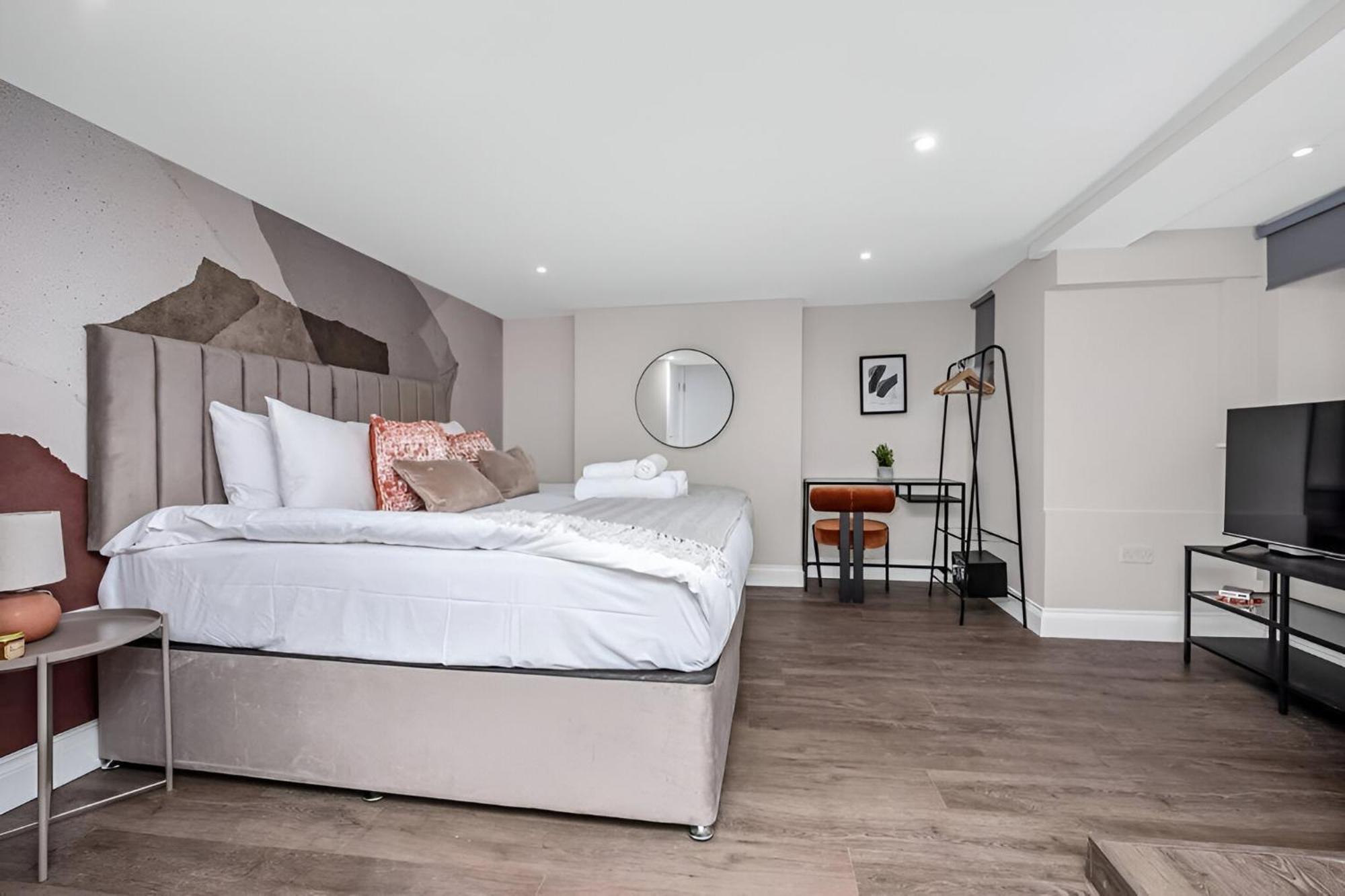 Cozy Perfect Blend Of Style & Convenience Apartment *