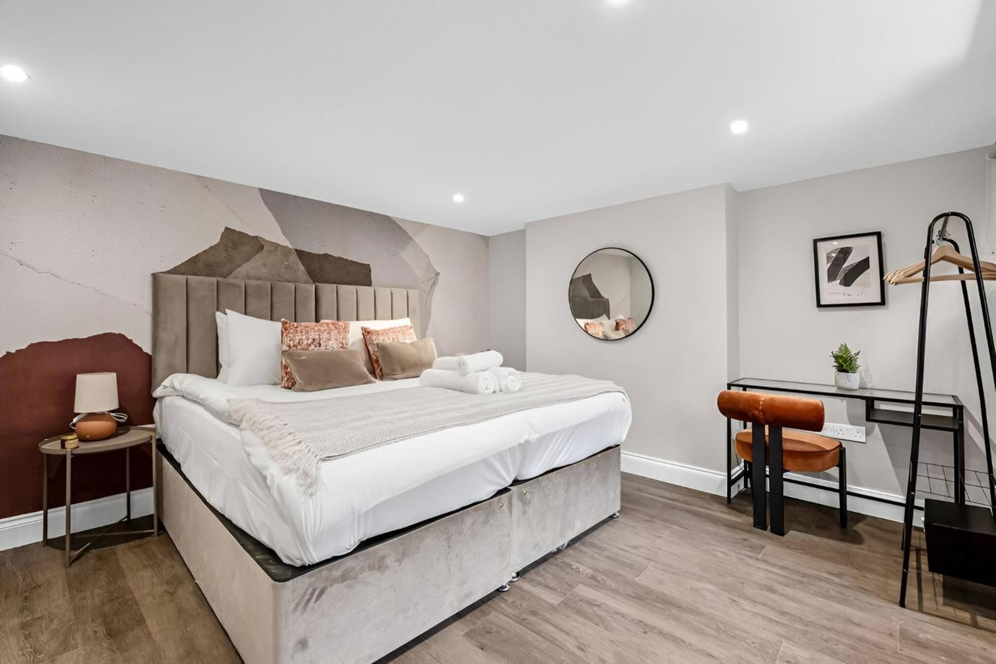 Cozy Perfect Blend Of Style & Convenience * London