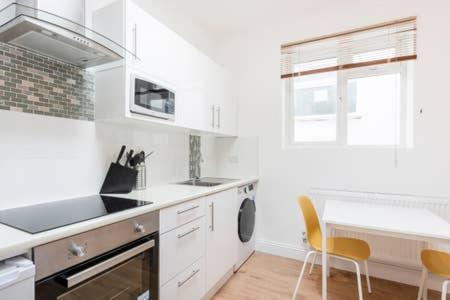 Modern Flat- Camden Town King's Cross Zone 1 Apartment London