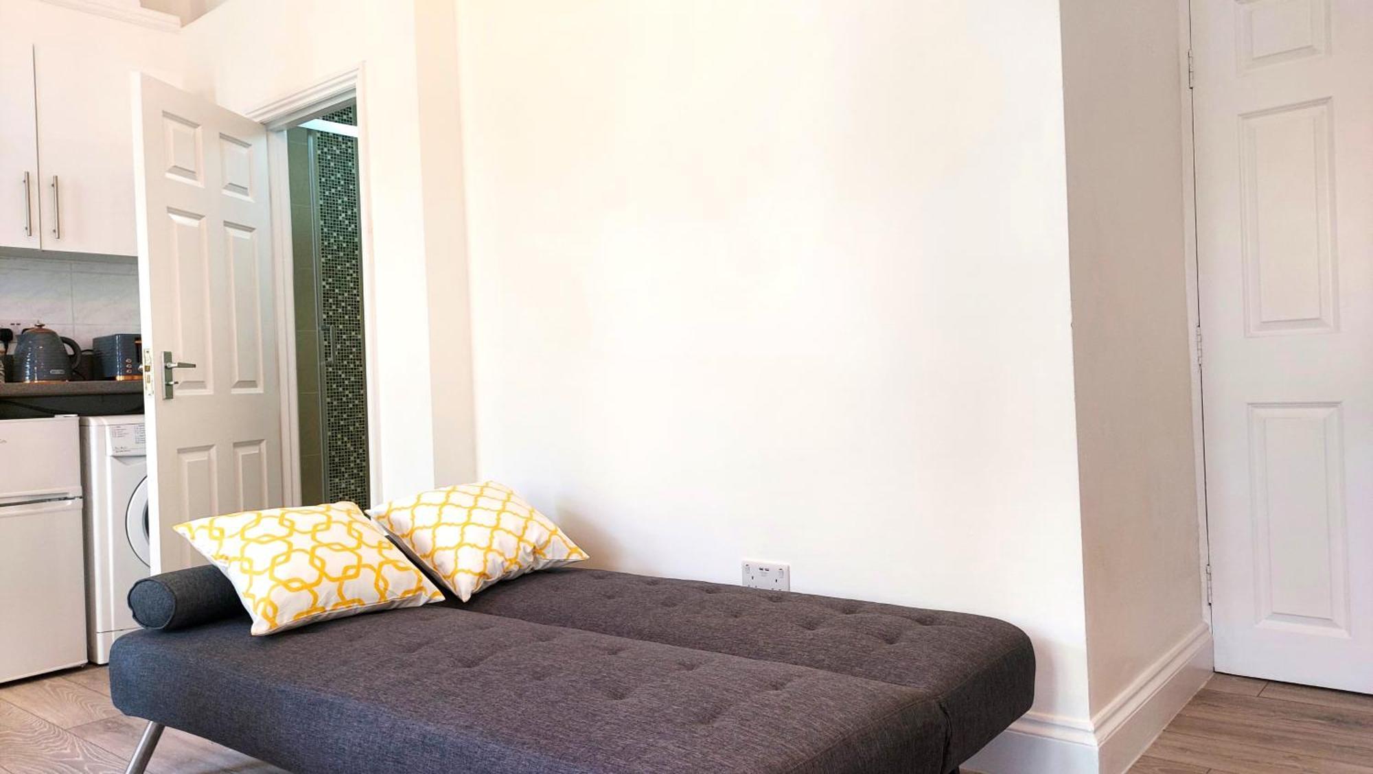 Big With View To Park In Camden Kings Cross * London