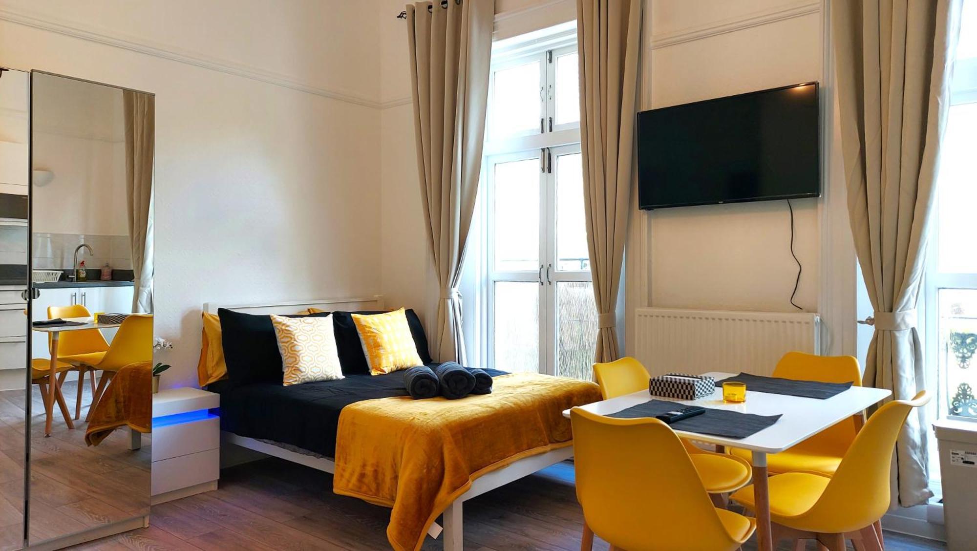 Apartment Big With View To Park In Camden Kings Cross