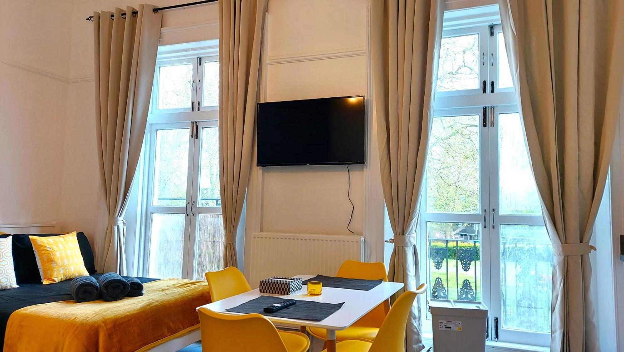 Apartment Big With View To Park In Camden Kings Cross *