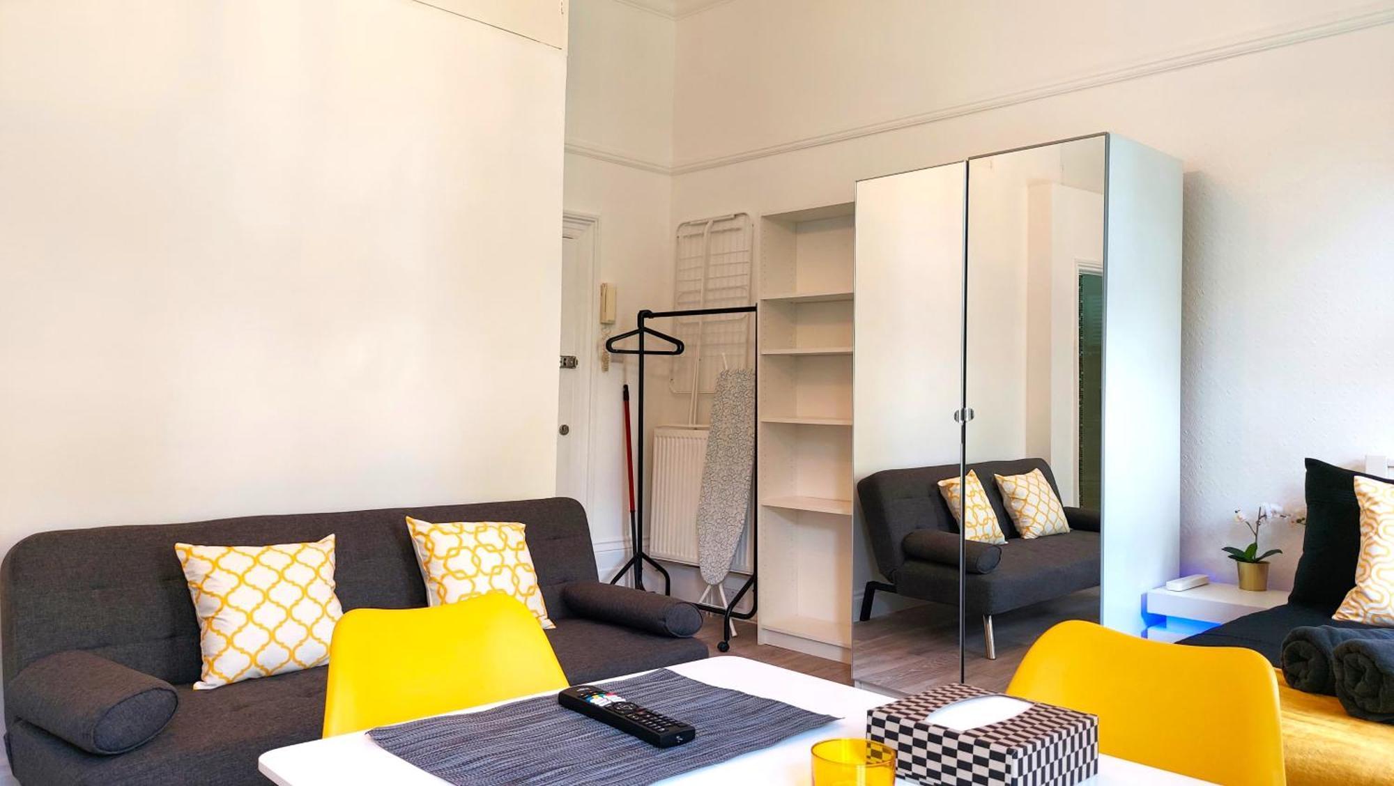 Big With View To Park In Camden Kings Cross Apartment *