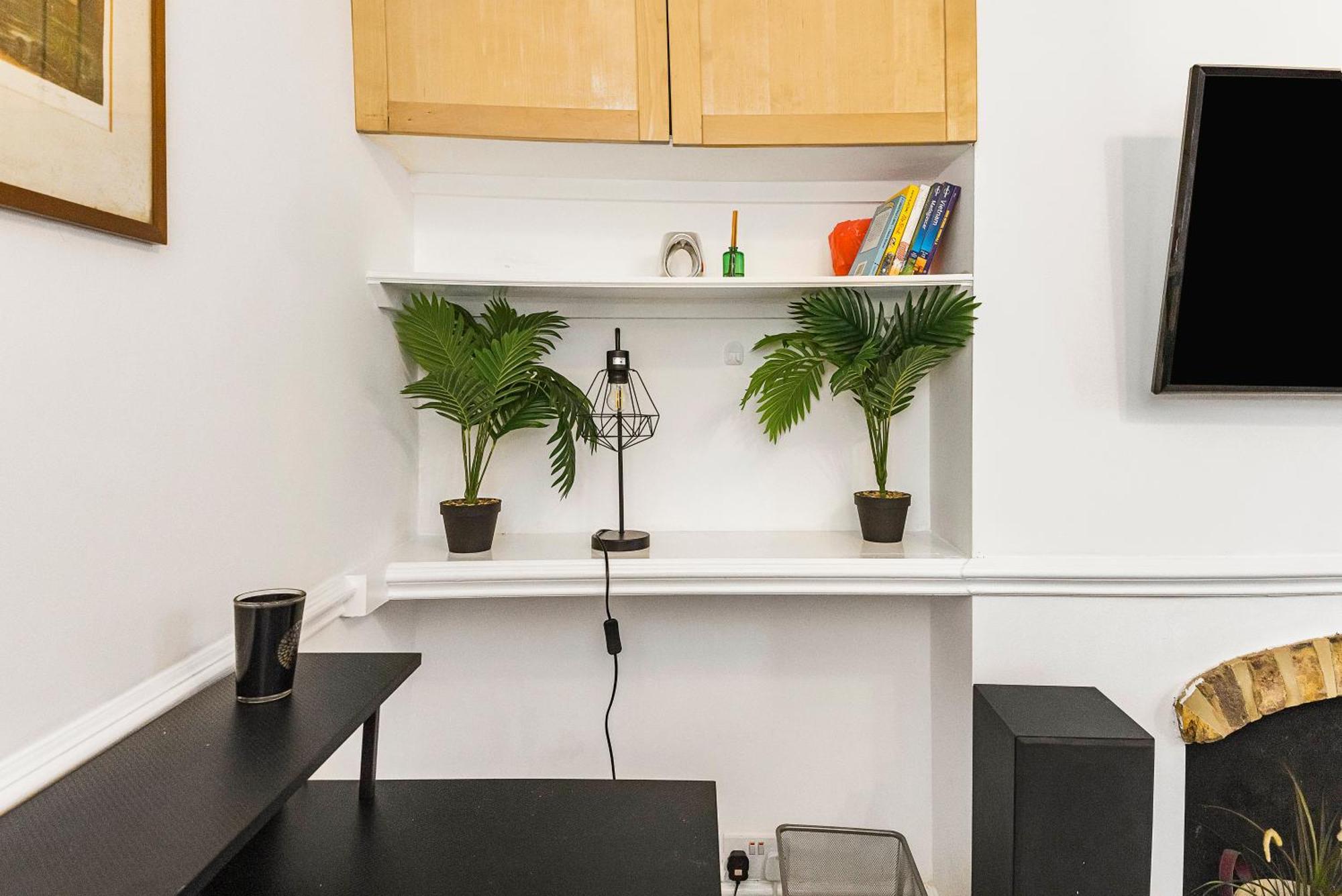 Spacious 1-bed Near Maida Vale Apartment