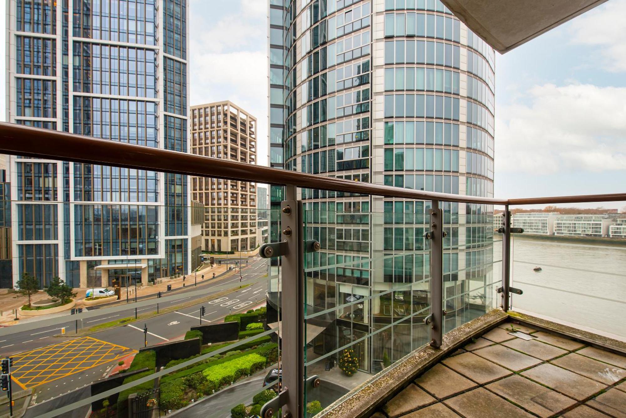 Compact Flat With A River View Close To Big Ben Apartment *