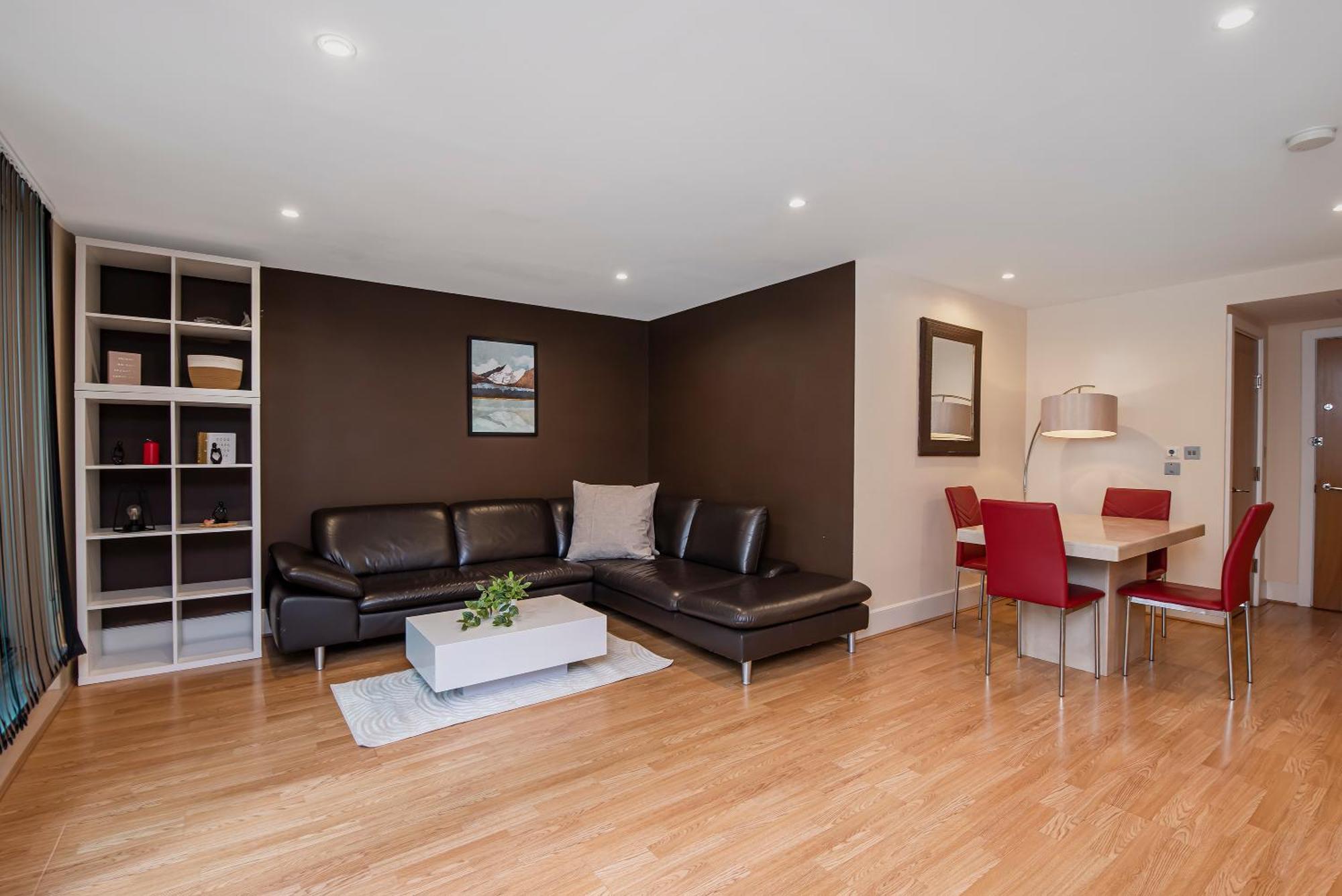 Apartment Compact Flat With A River View Close To Big Ben London