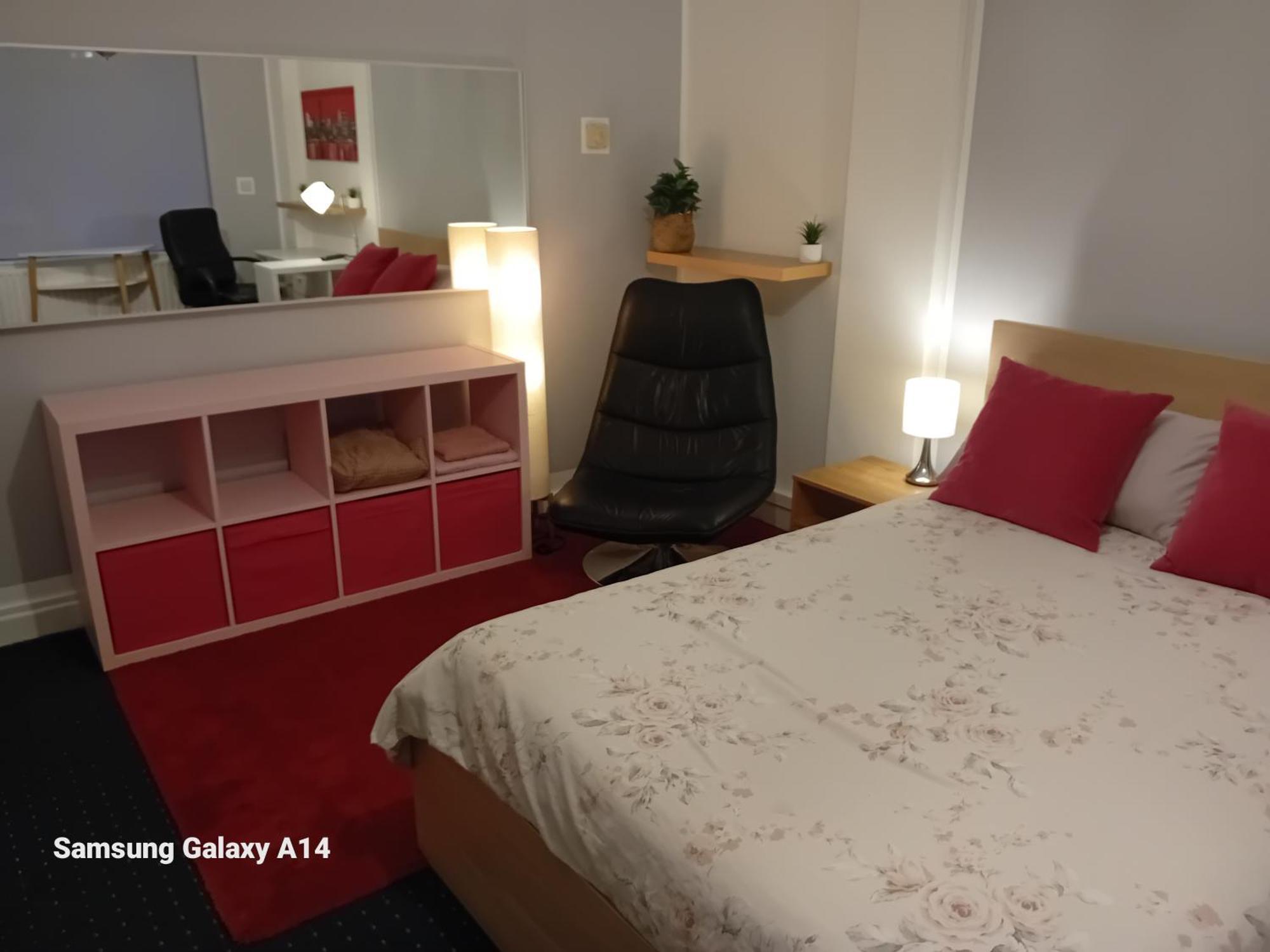 63 John Aird Court Accommodatie bij particulieren