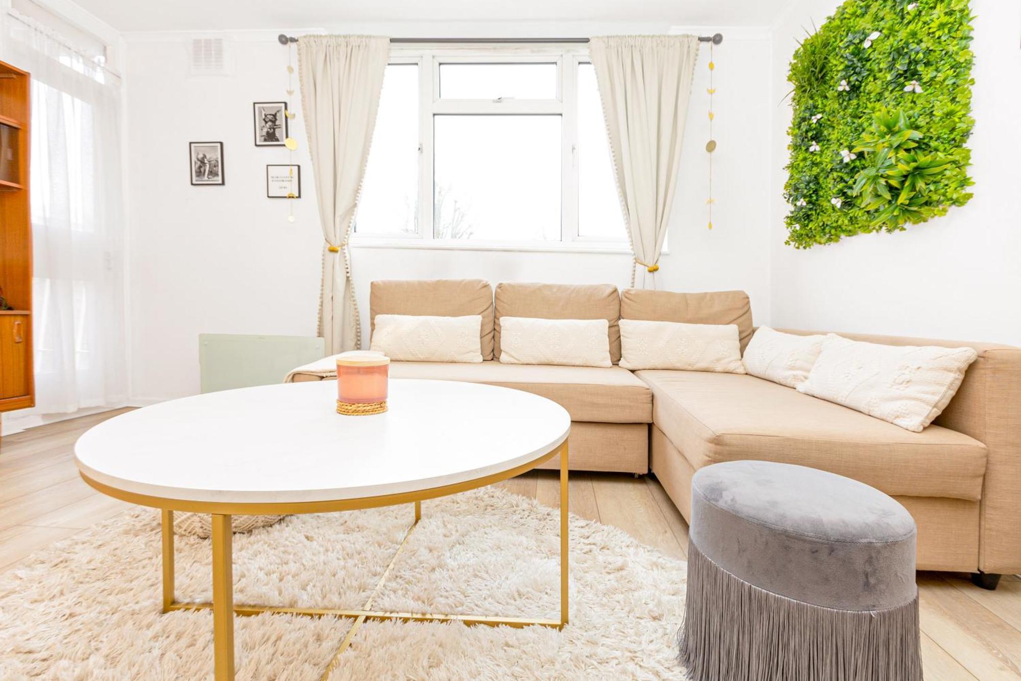 Apartment Charming With Balcony In Putney, 5 Min Tube London