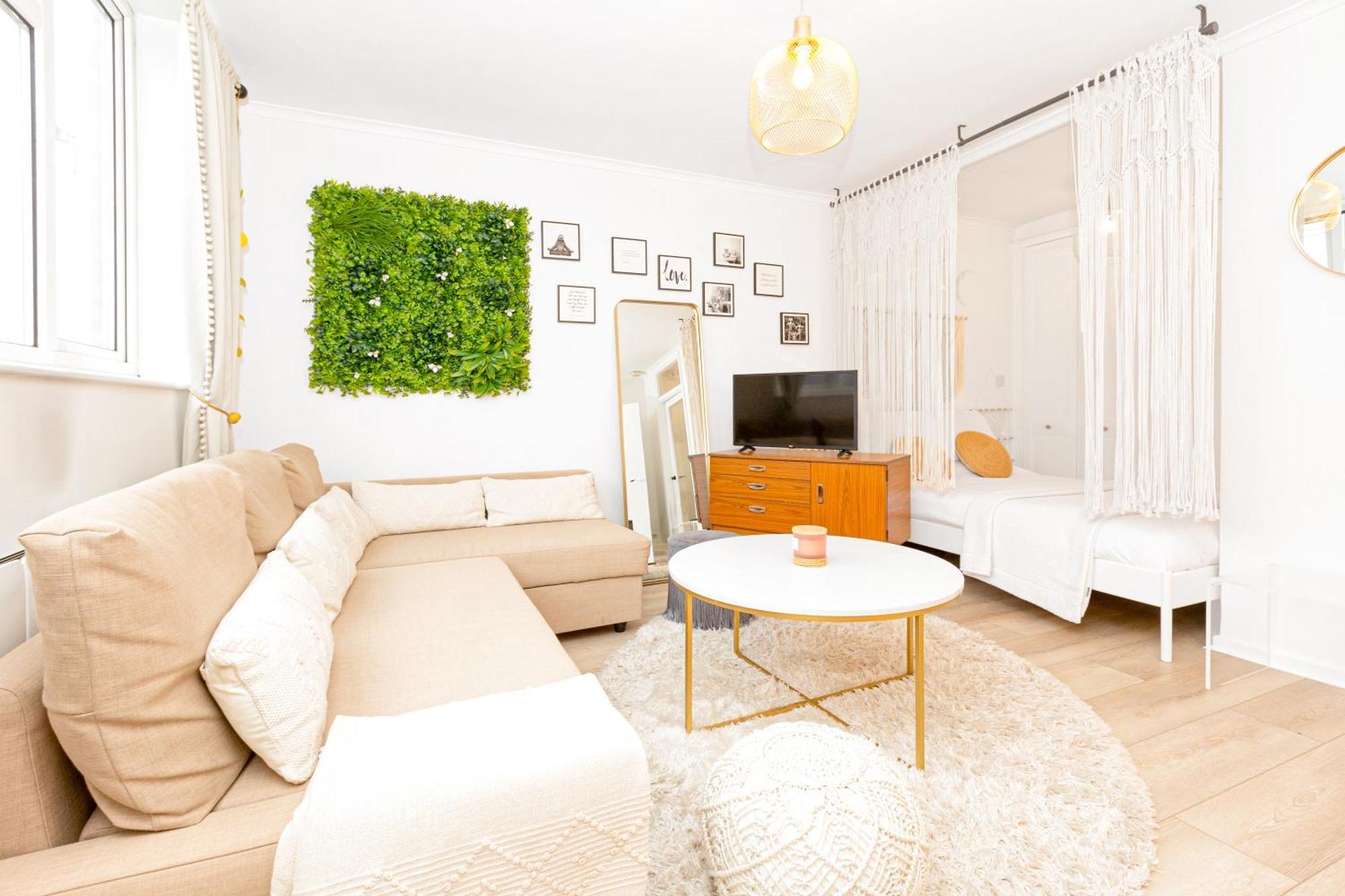 Apartment Charming With Balcony In Putney, 5 Min Tube *
