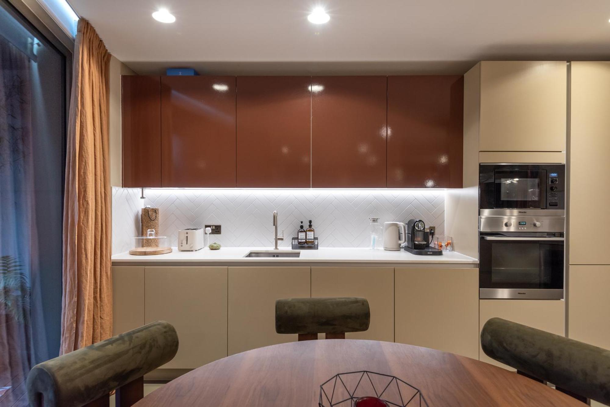 Stunning 3bd Fields Appartement