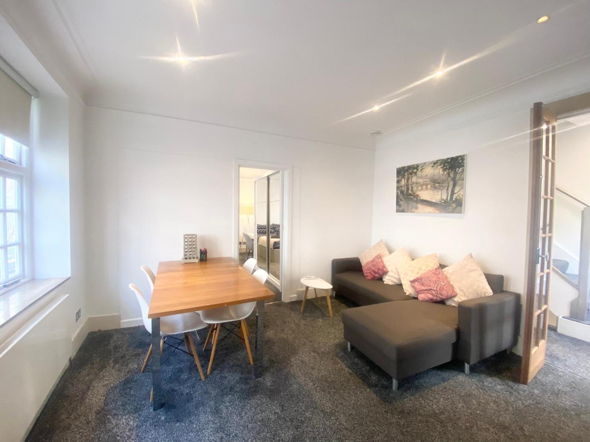 House With 4 Bedrooms Marylebone High Str Apartment