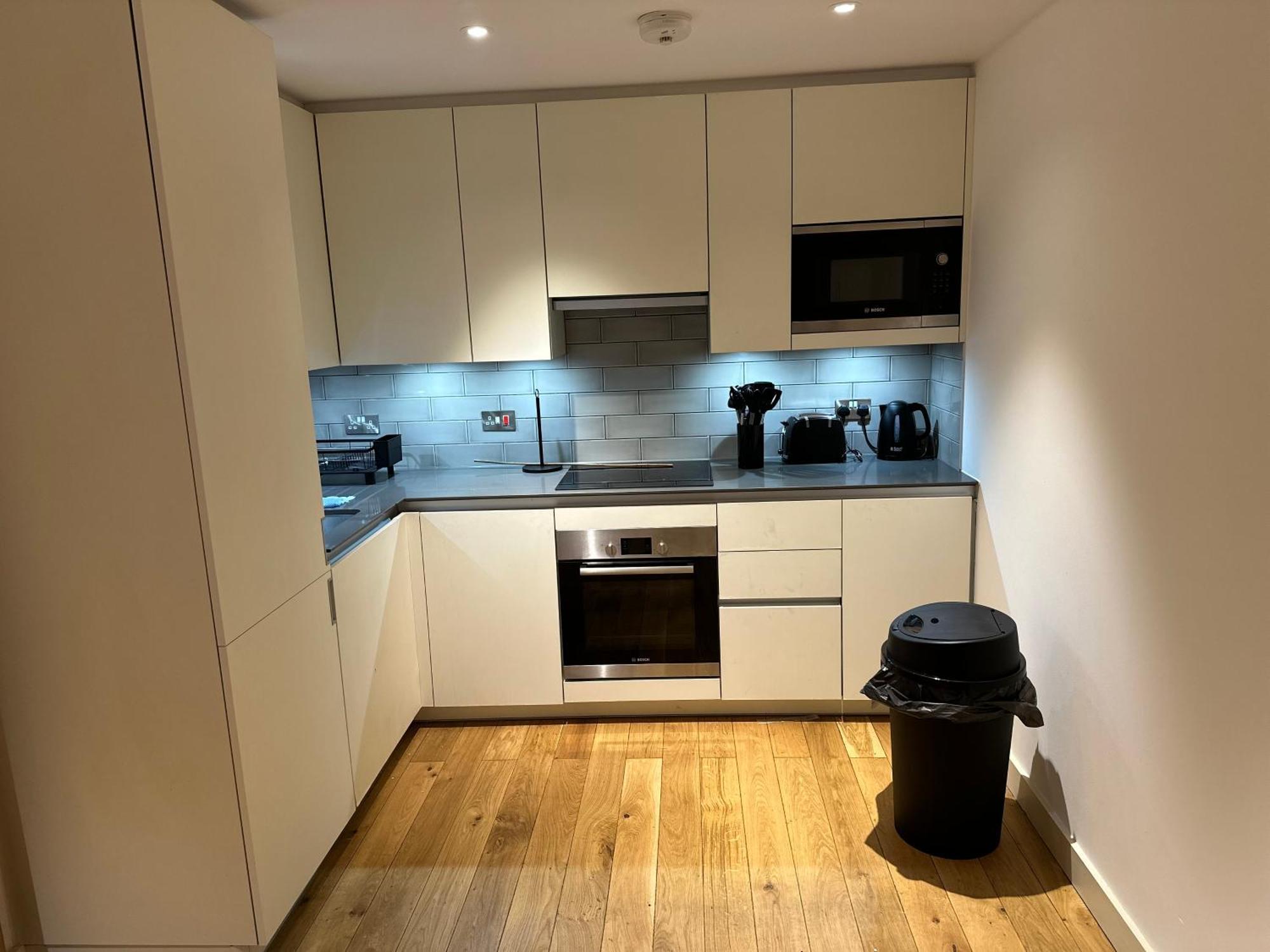 Stunning 1 Bedroom * London