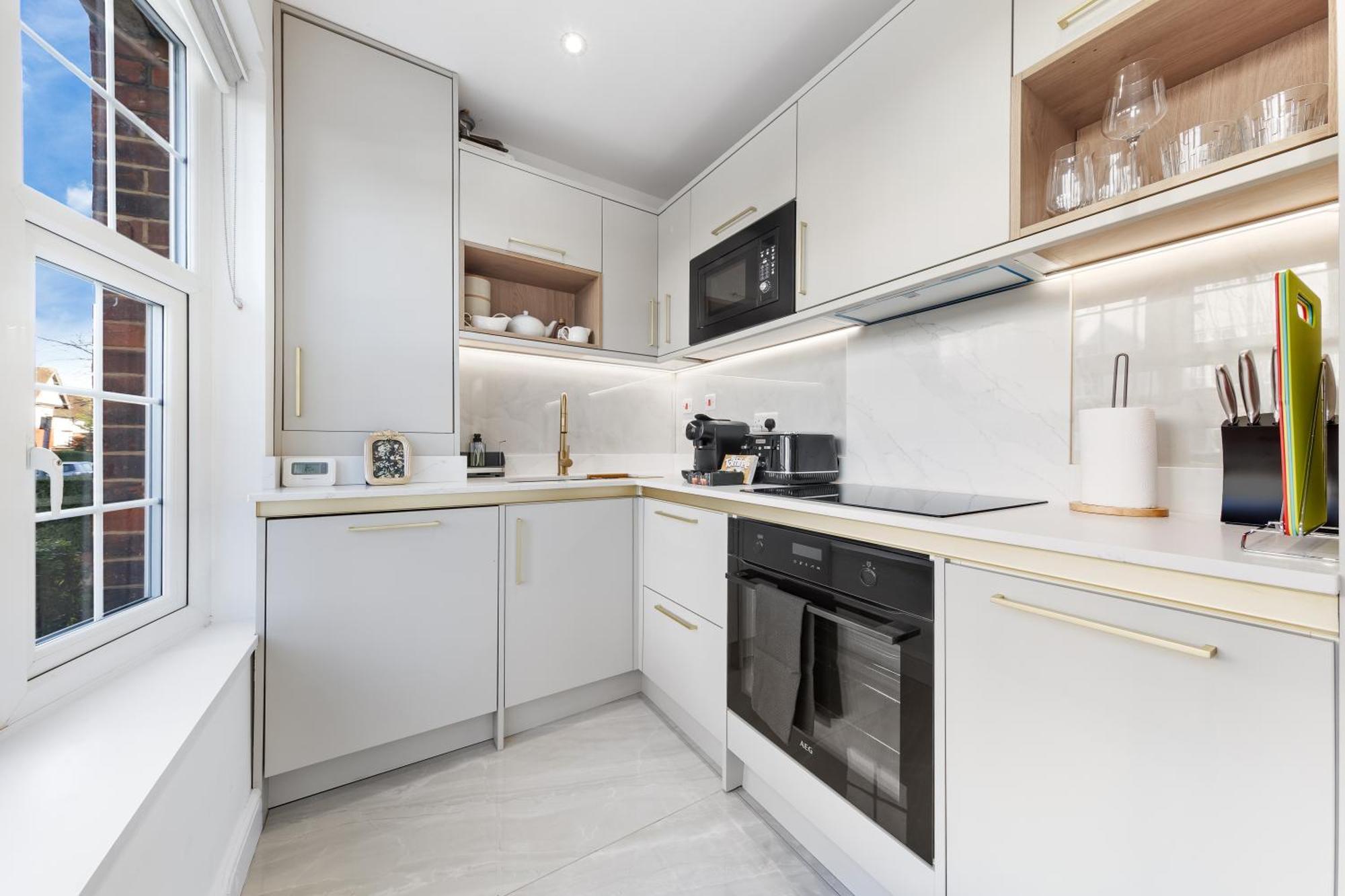 Luxury At Golders - Unico Residences London