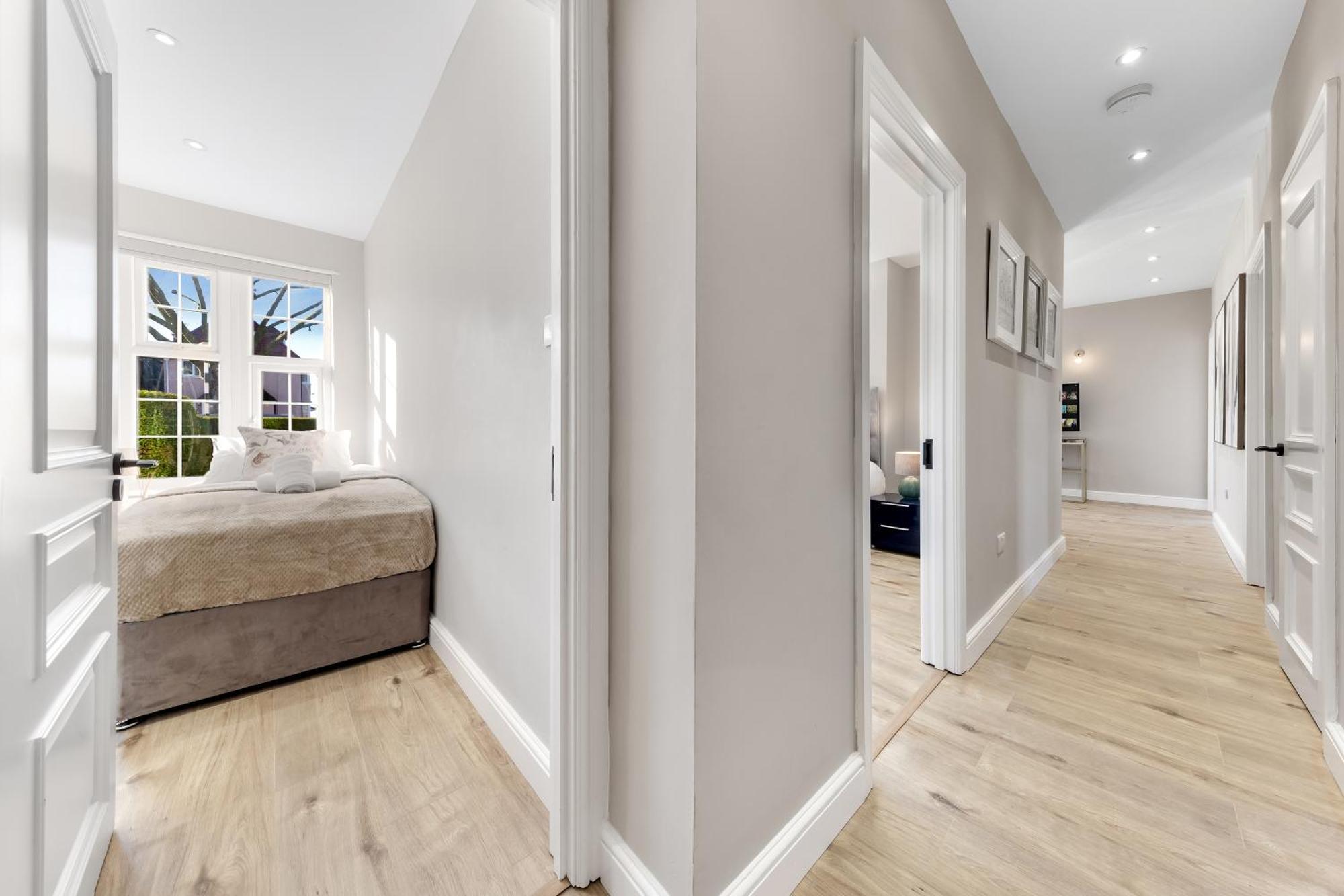 Luxury At Golders - Unico Residences * London