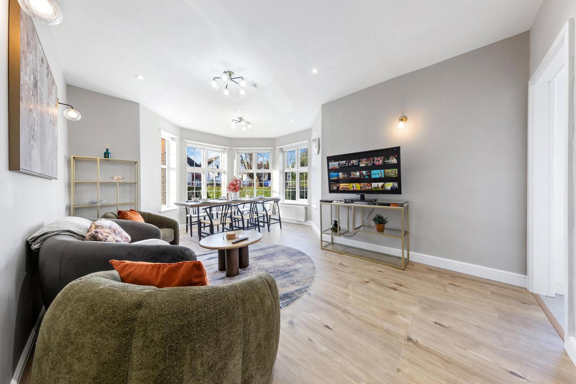 Luxury At Golders - Unico Residences Apartment London