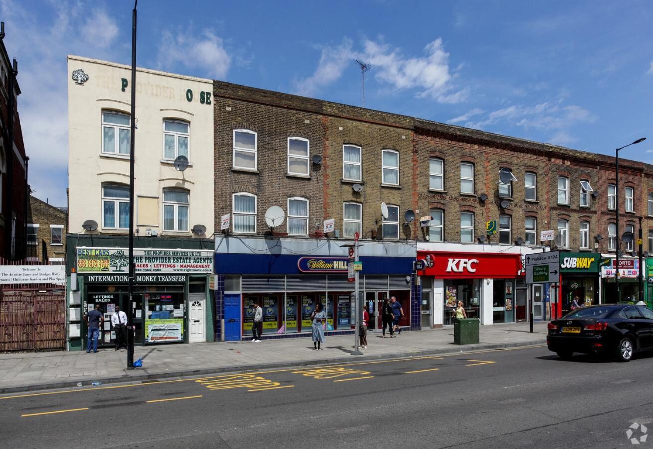 Cosy 2 Bedroom Flat In Canning Town Excel With Free Parking