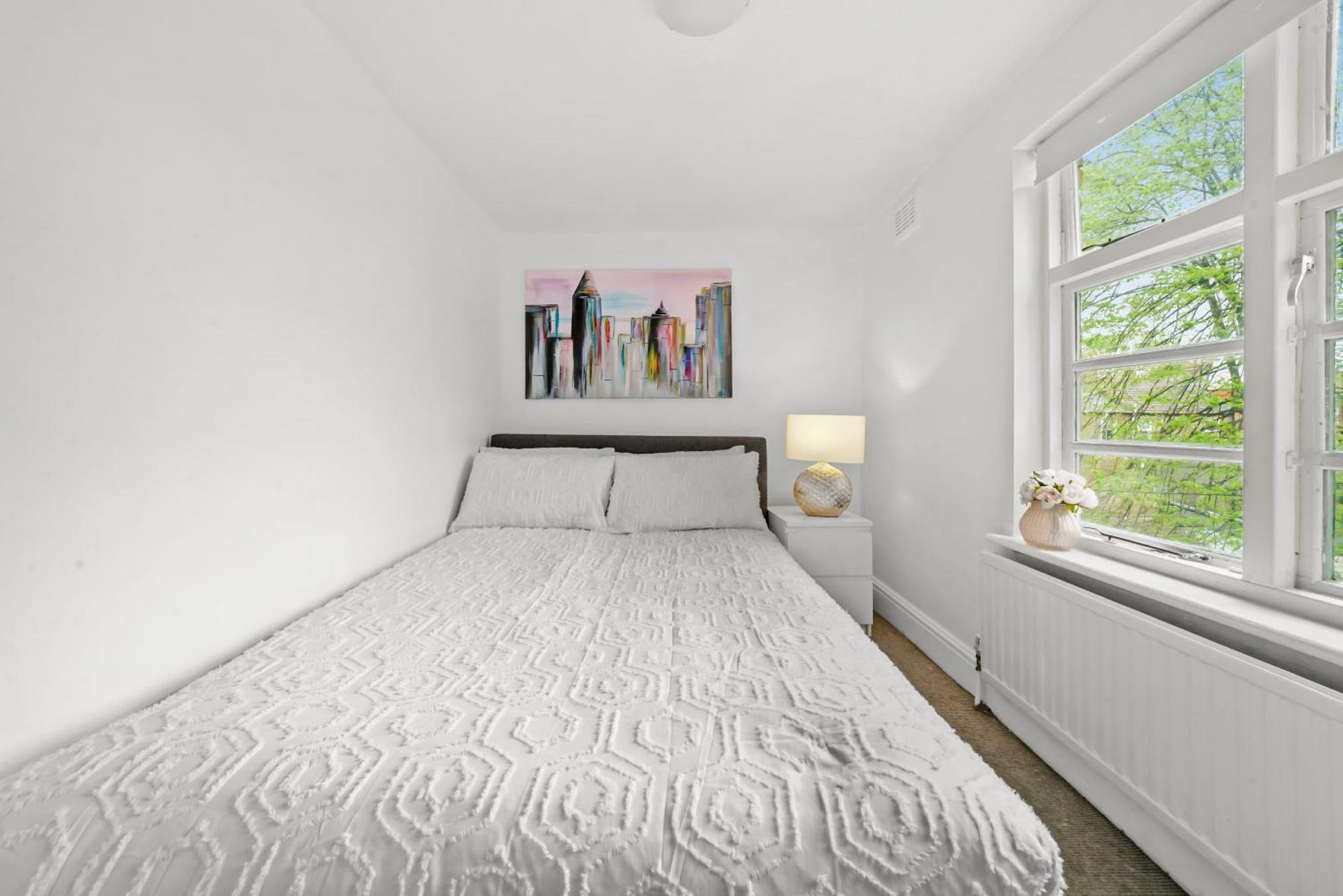 Cosy 2 Bedroom Flat In Canning Town Excel With Free Parking