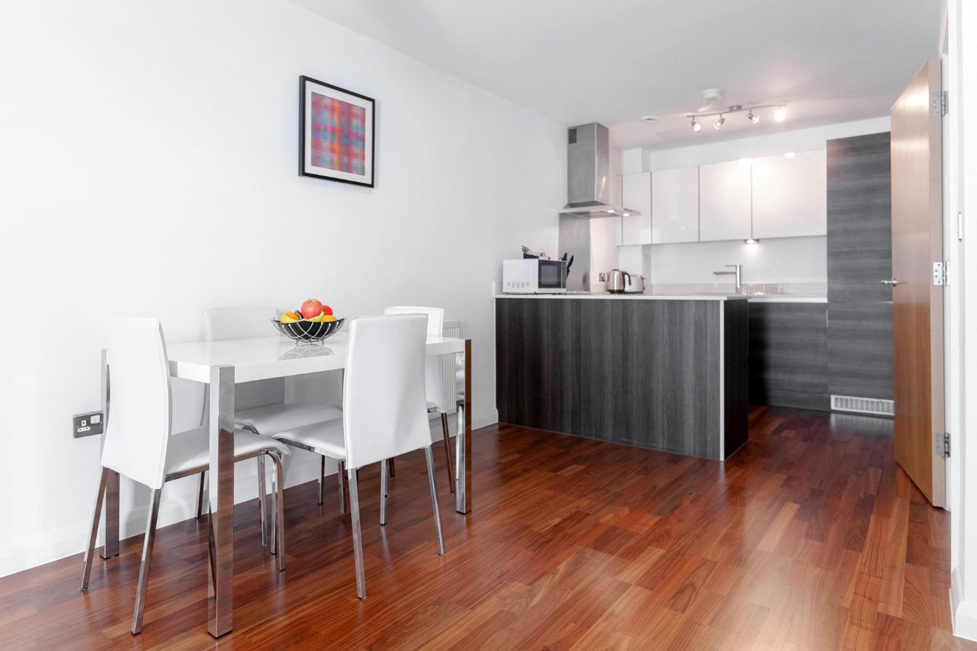 Apartment Roomspace Serviced - Chorus