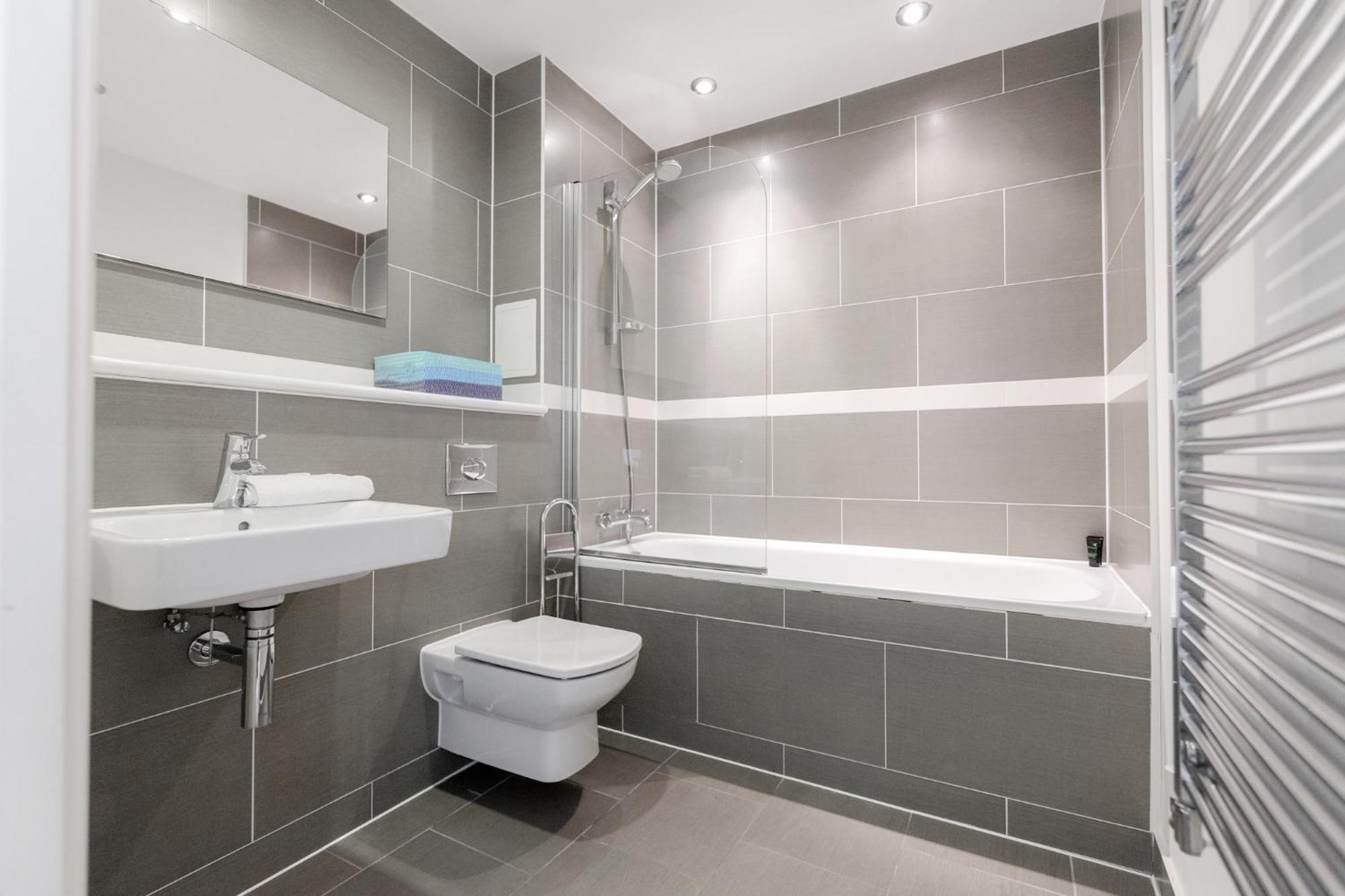 Roomspace Serviced - Chorus Apartment *